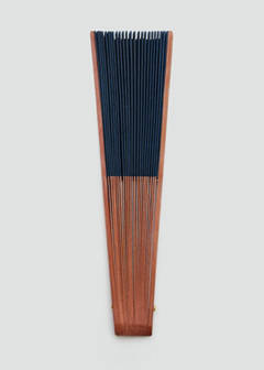 Smooth wooden fan — Navy 3