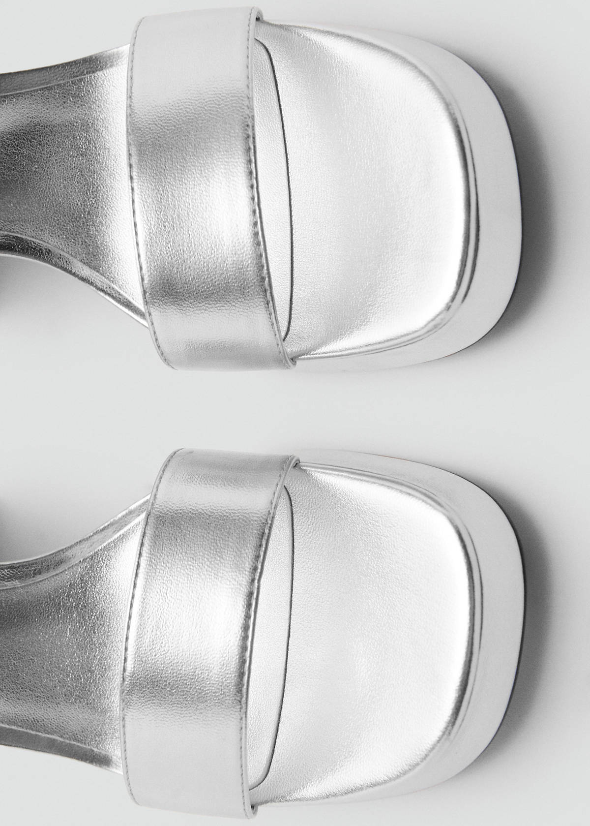 Metallic-effect heeled sandals — Silver