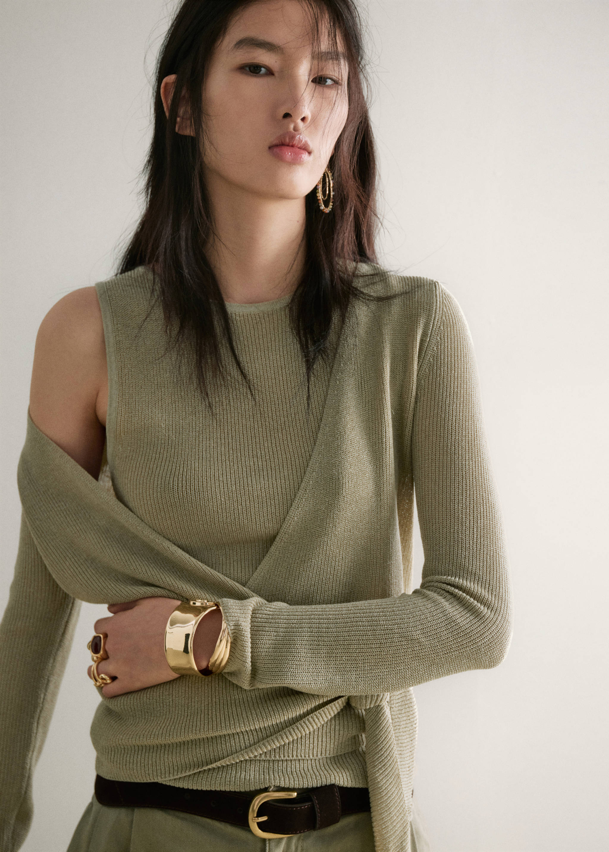 Knitted cardigan with bow - Medium plane