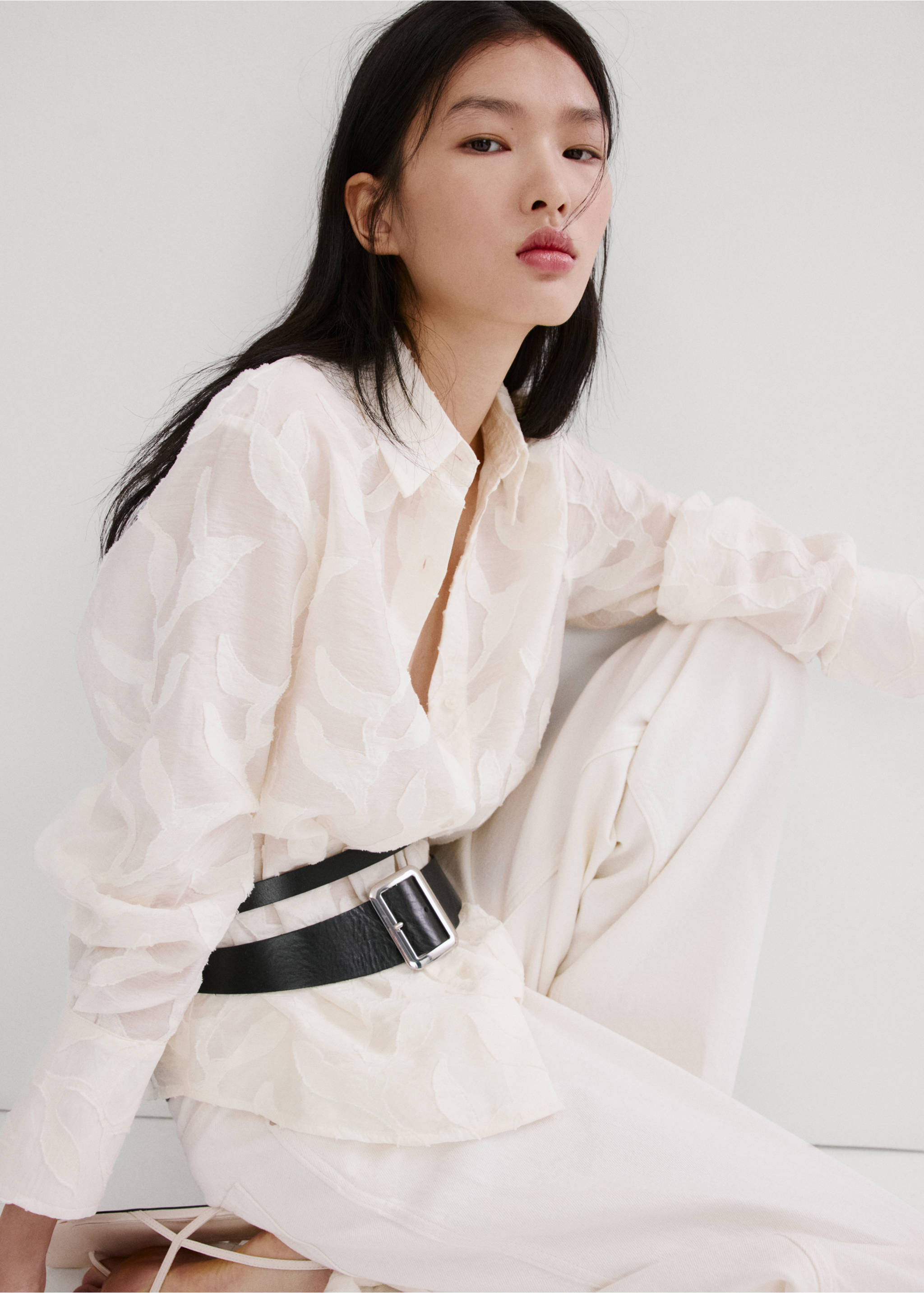 Floral embroidery blouse - Details of the article 2, Off White. Ref: 27077140-00.