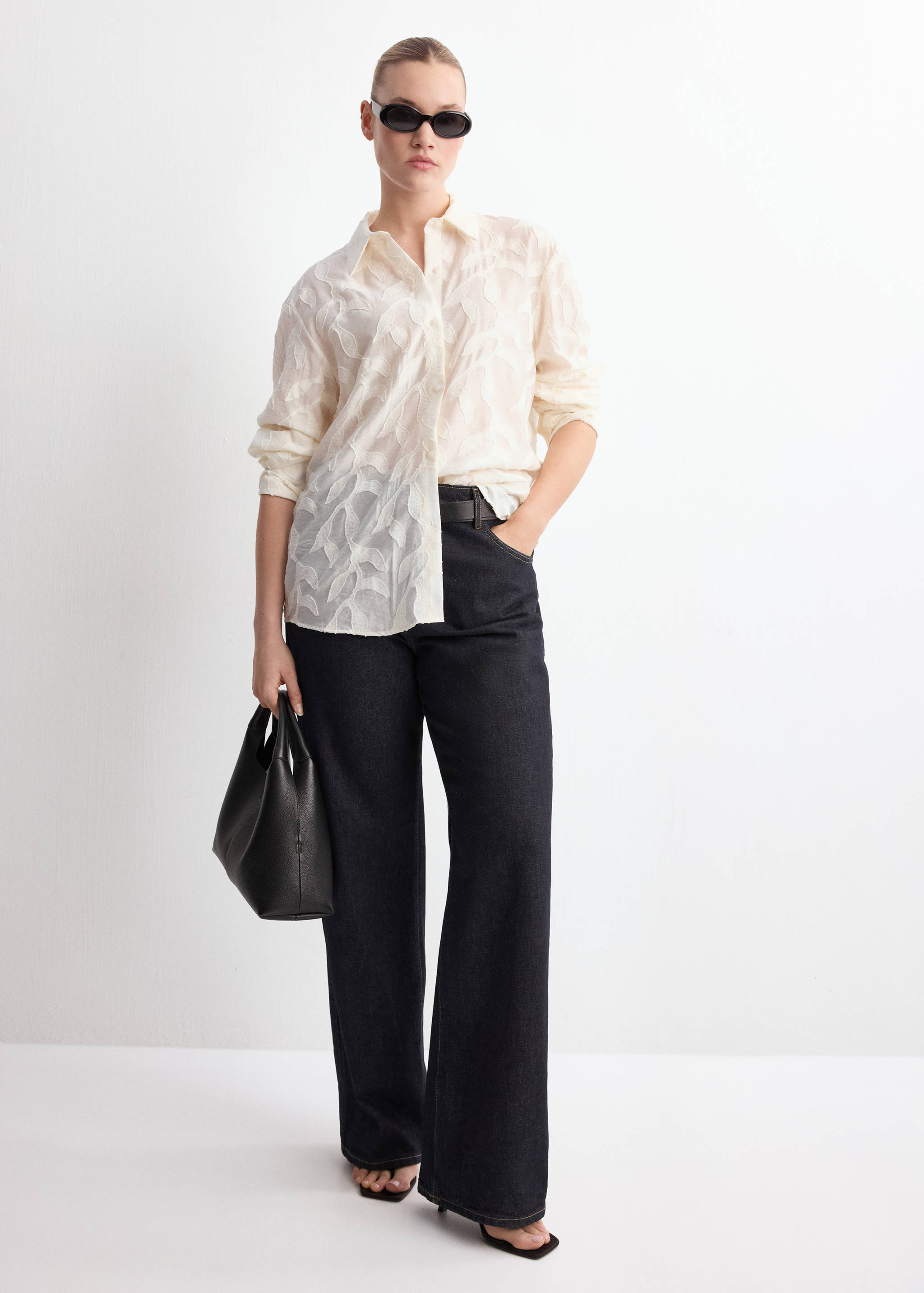 Floral embroidery blouse - Details of the article 3