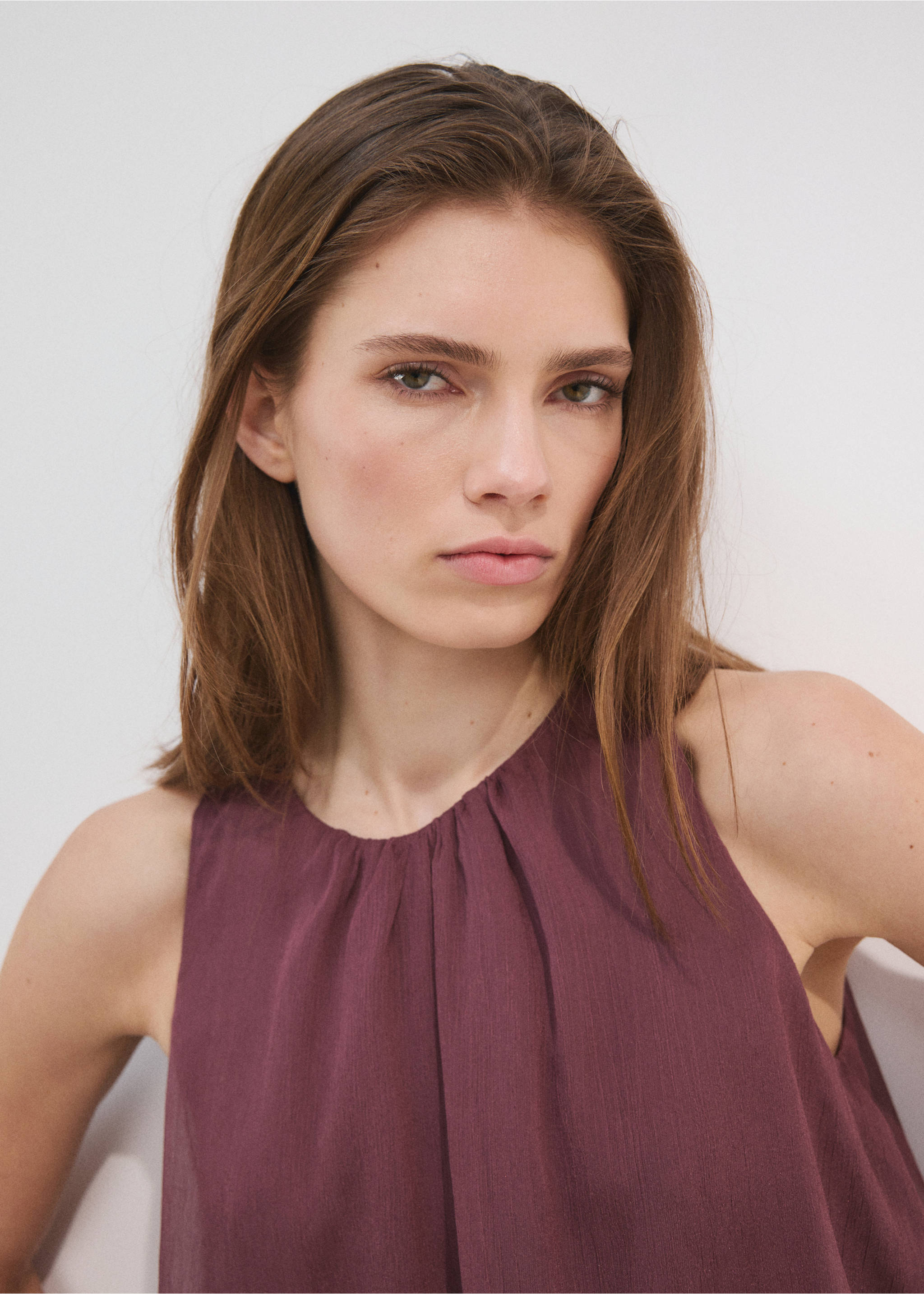 Ruffled draped dress - Details of the article 1, Burgundy. Ref: 27077149-00.