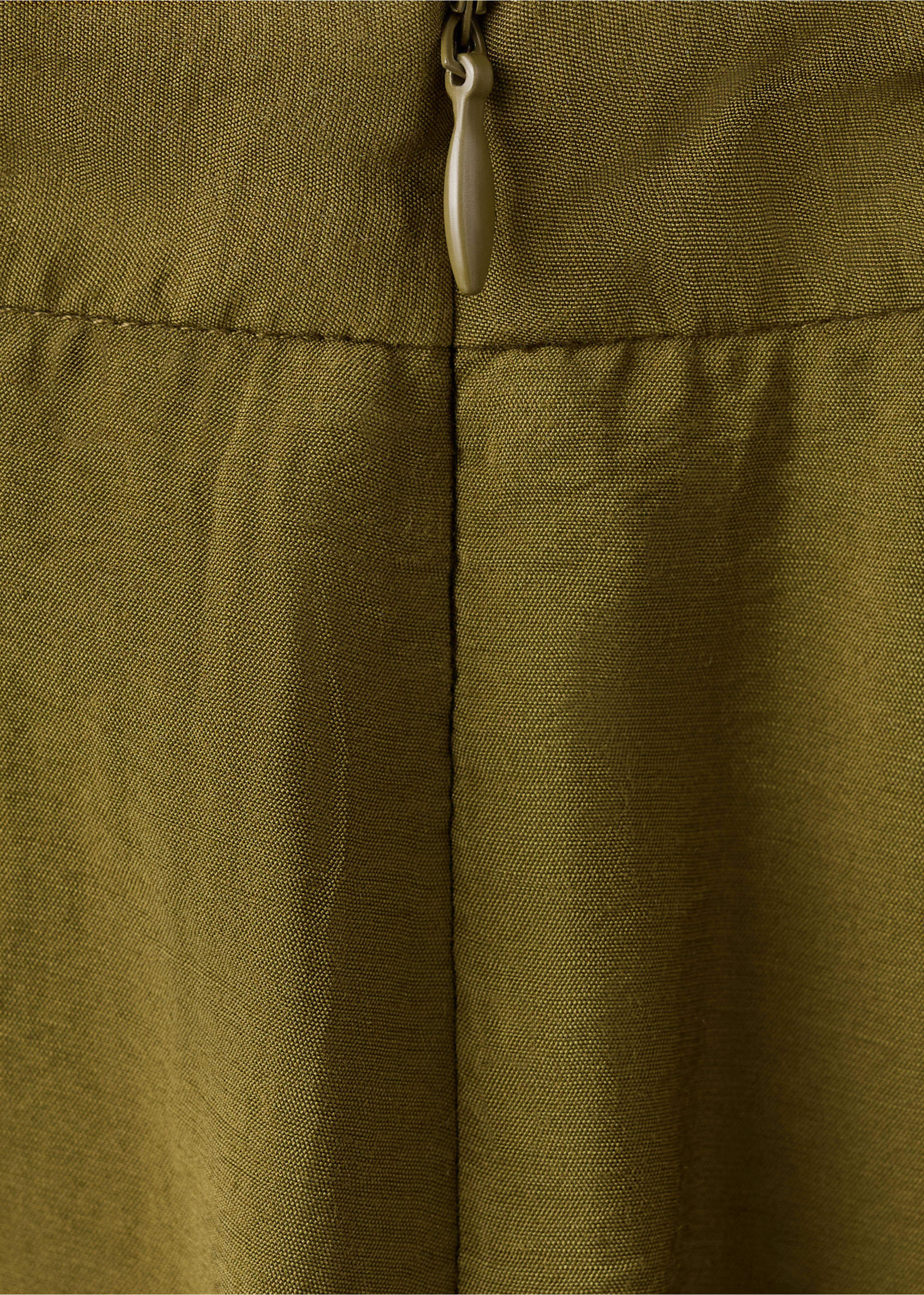 Straight mid-rise trousers - Details of the article 8, Green. Ref: 27077153-00.
