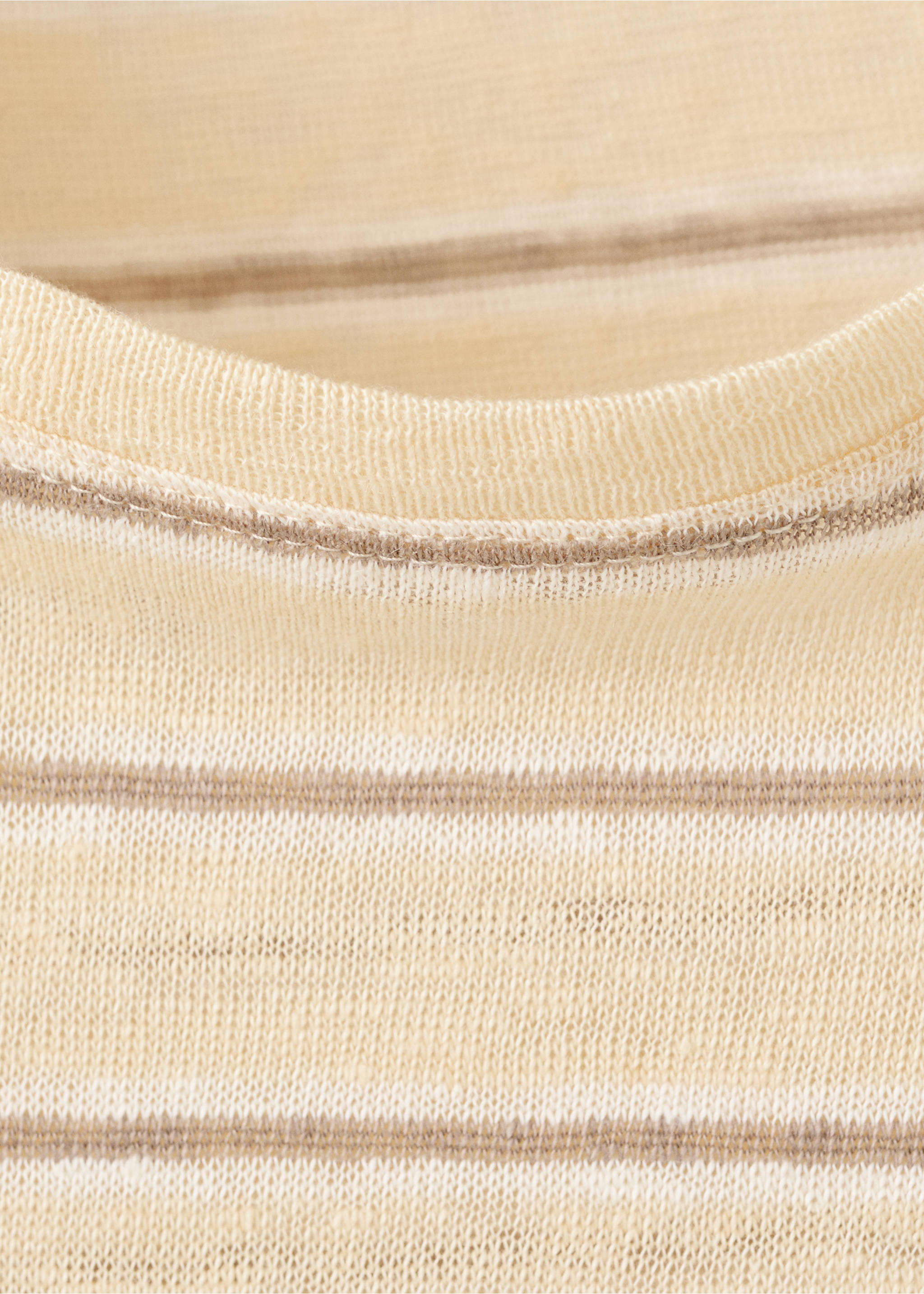 Short-sleeved linen t-shirt - Details of the article 8, Yellow. Ref: 27077154-00.