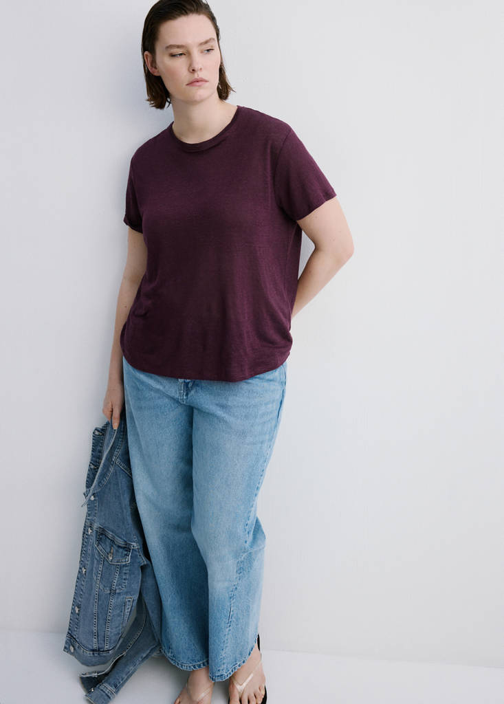 Short-sleeved linen t-shirt — Wine