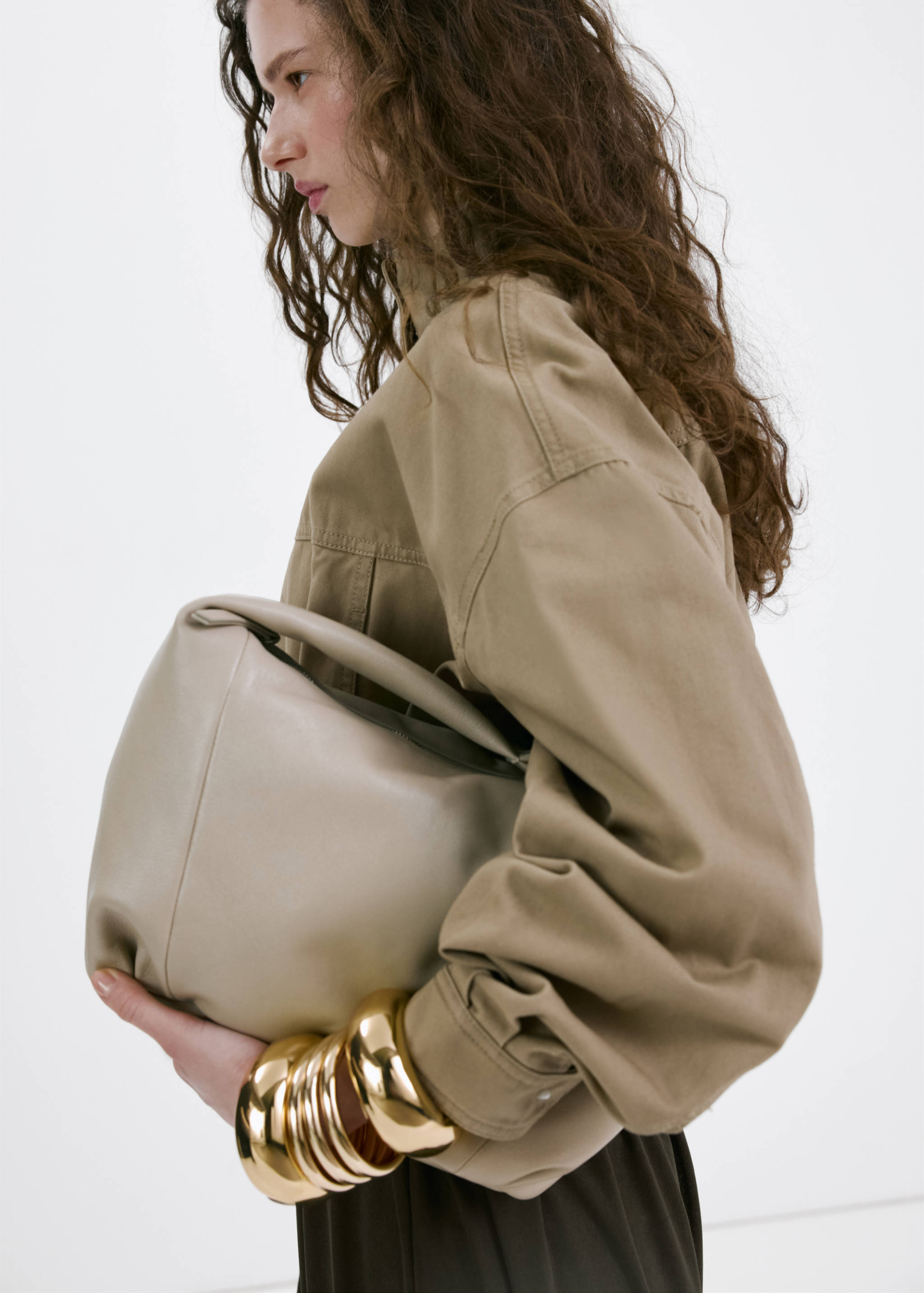 Chaqueta vaquera oversize bolsillos - Detalle del artículo 2