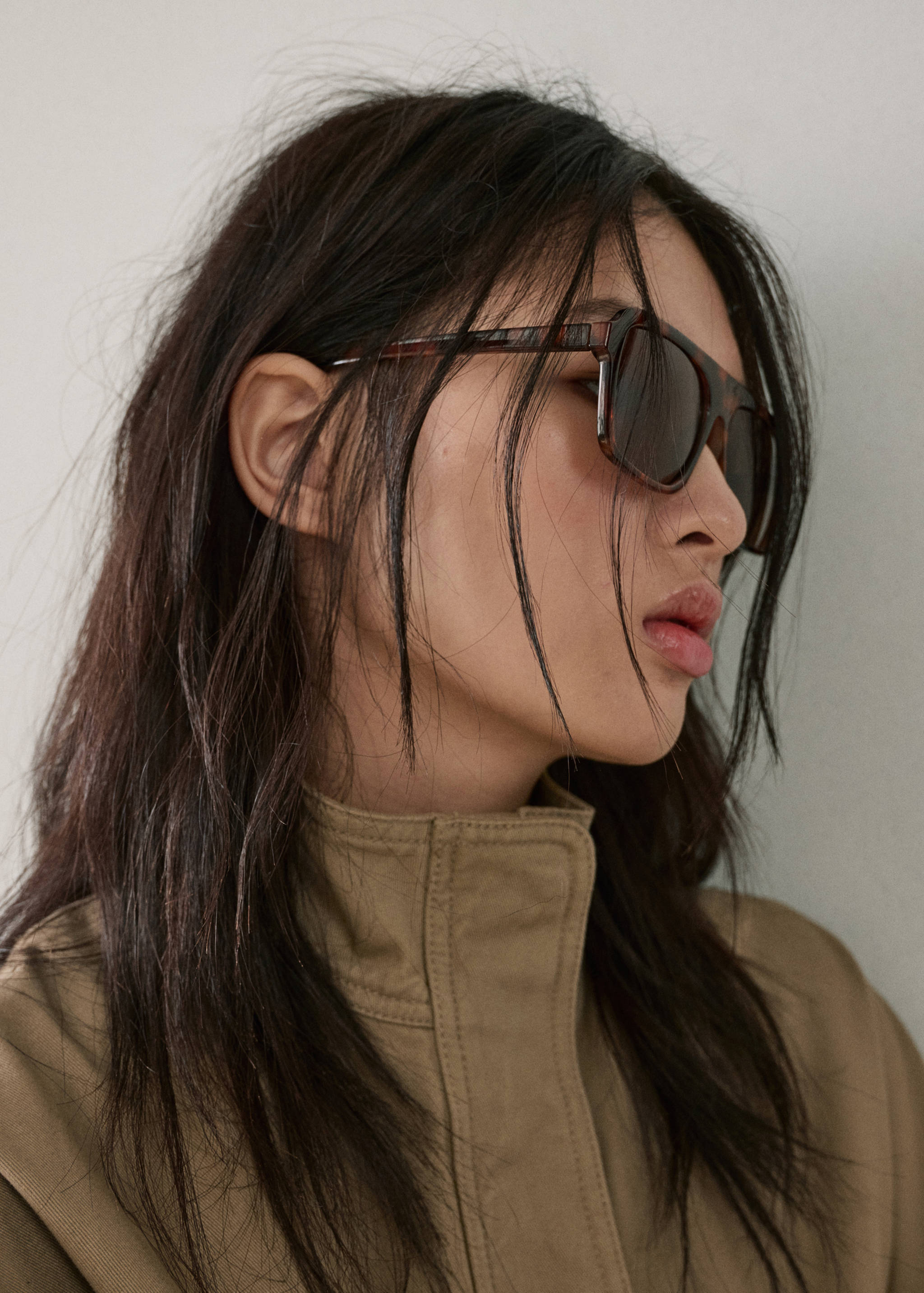 Denim jacket with belt - Details of the article 1