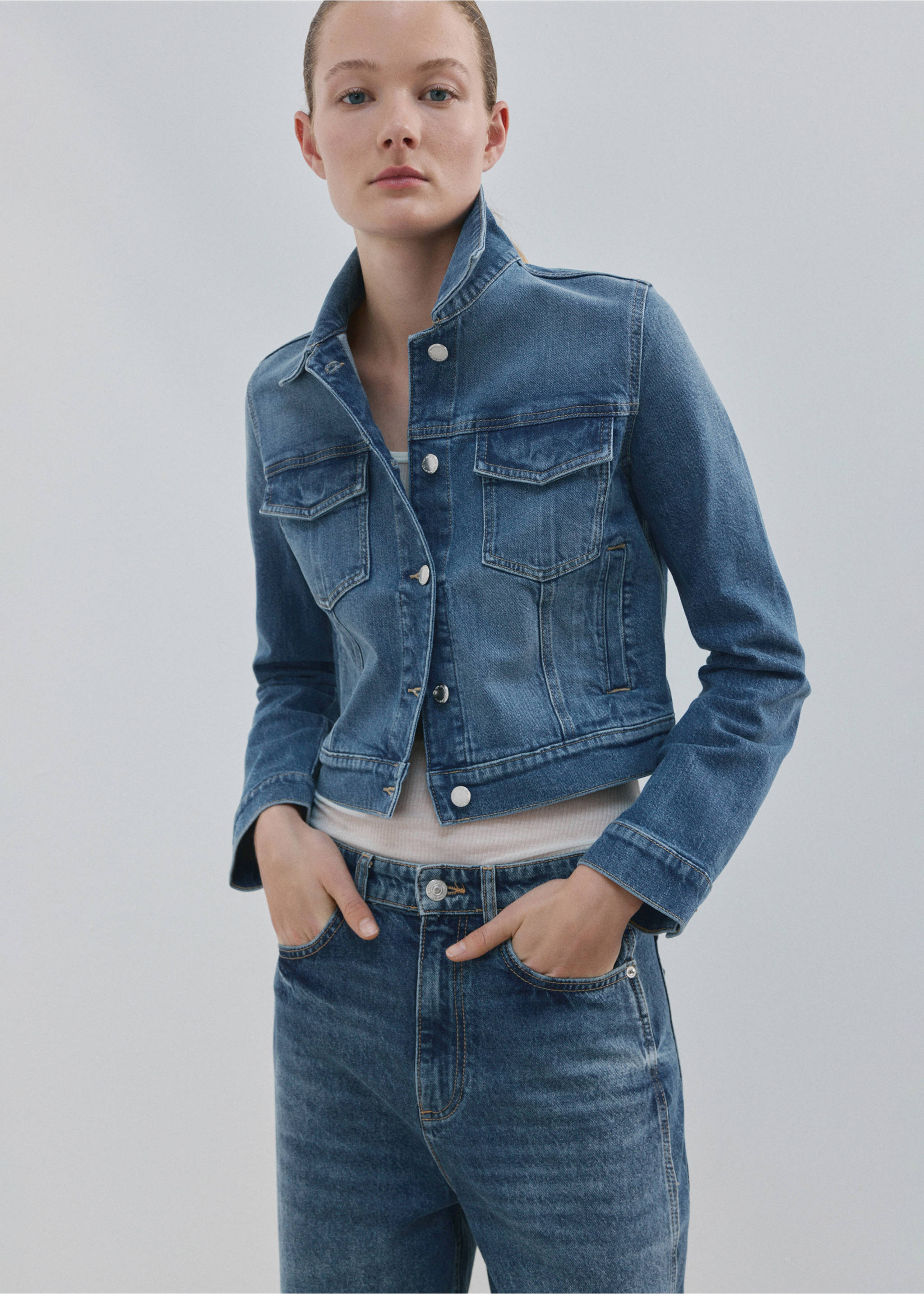 Chaqueta vaquera bolsillos - Detalle del artículo 2, Azul medio. Ref: 27077160-00.