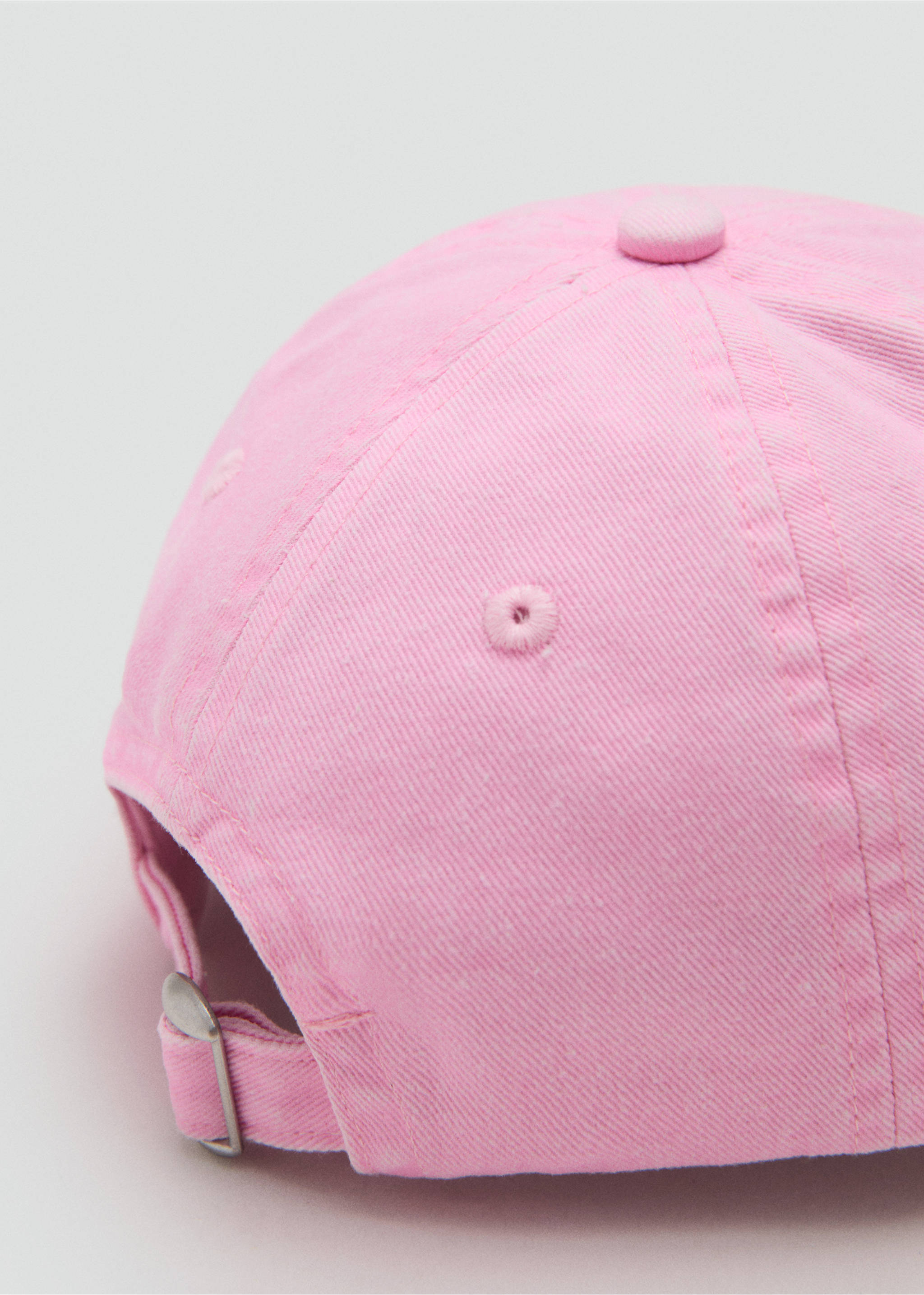 Embroidered graphic cap - Details of the article 1, Pink. Ref: 27077161-00.
