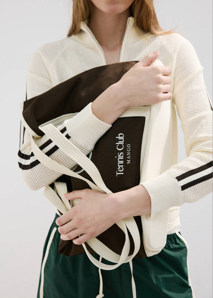Shopper bag with embroidered message — Brown