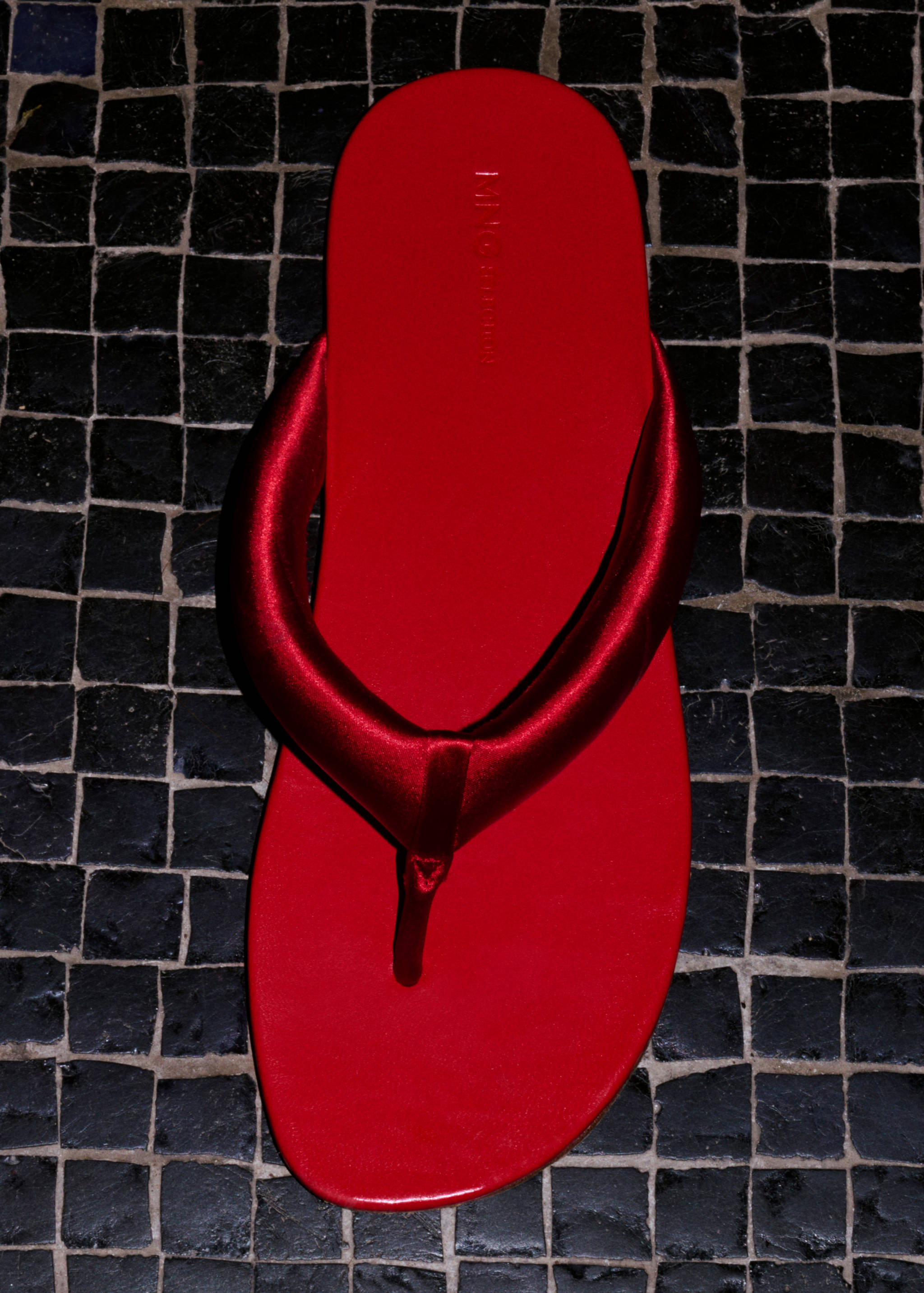 Padded sandal - Details of the article 9, Red. Ref: 27077790-00.