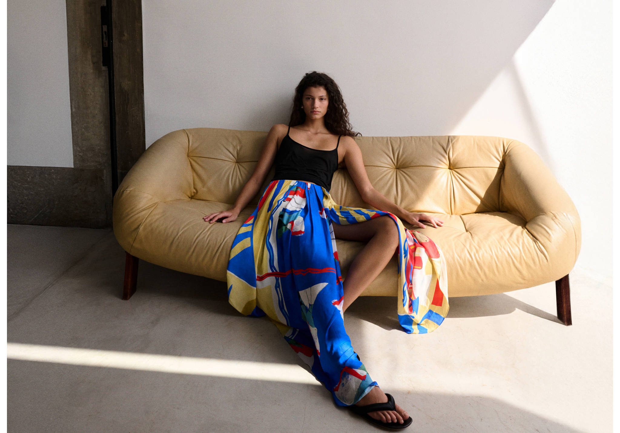 Falda asimétrica estampada - Plano panorámico