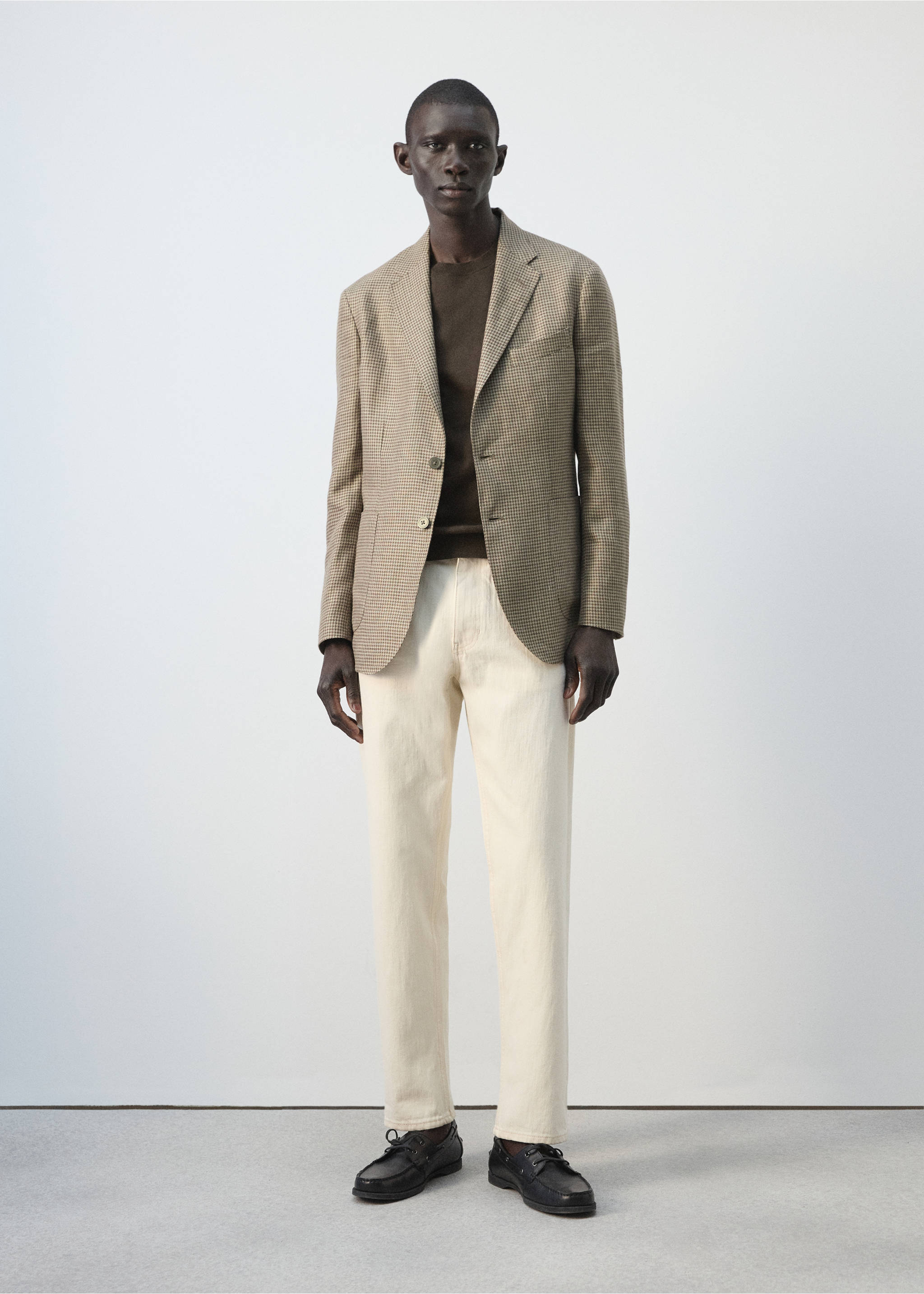 Blazer 100% linnen met opgestikte zakken - Overzichtstekening, Bruin. Ref: 27077891-00.