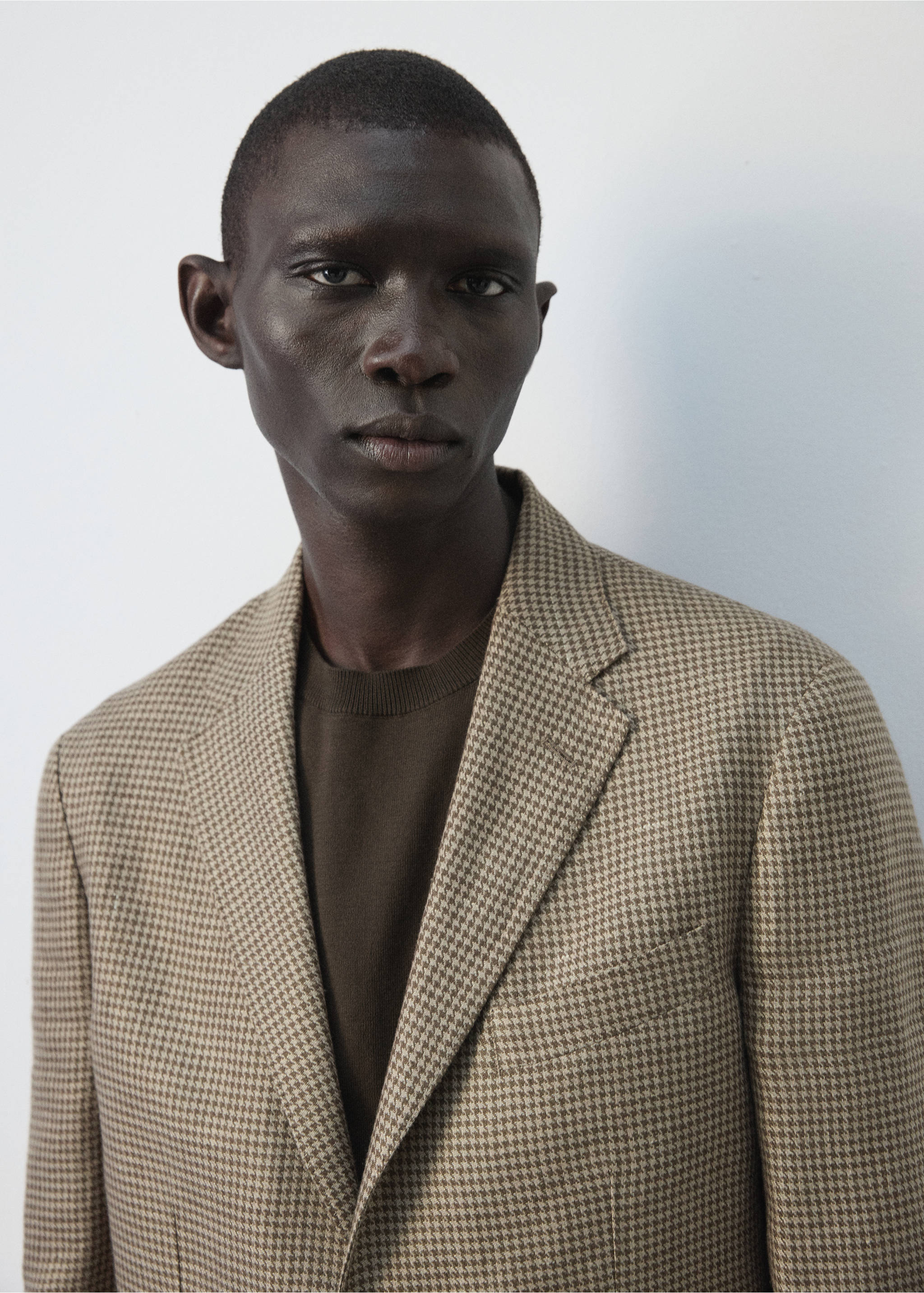 Blazer 100% linnen met opgestikte zakken - Detail van het artikel 1, Bruin. Ref: 27077891-00.