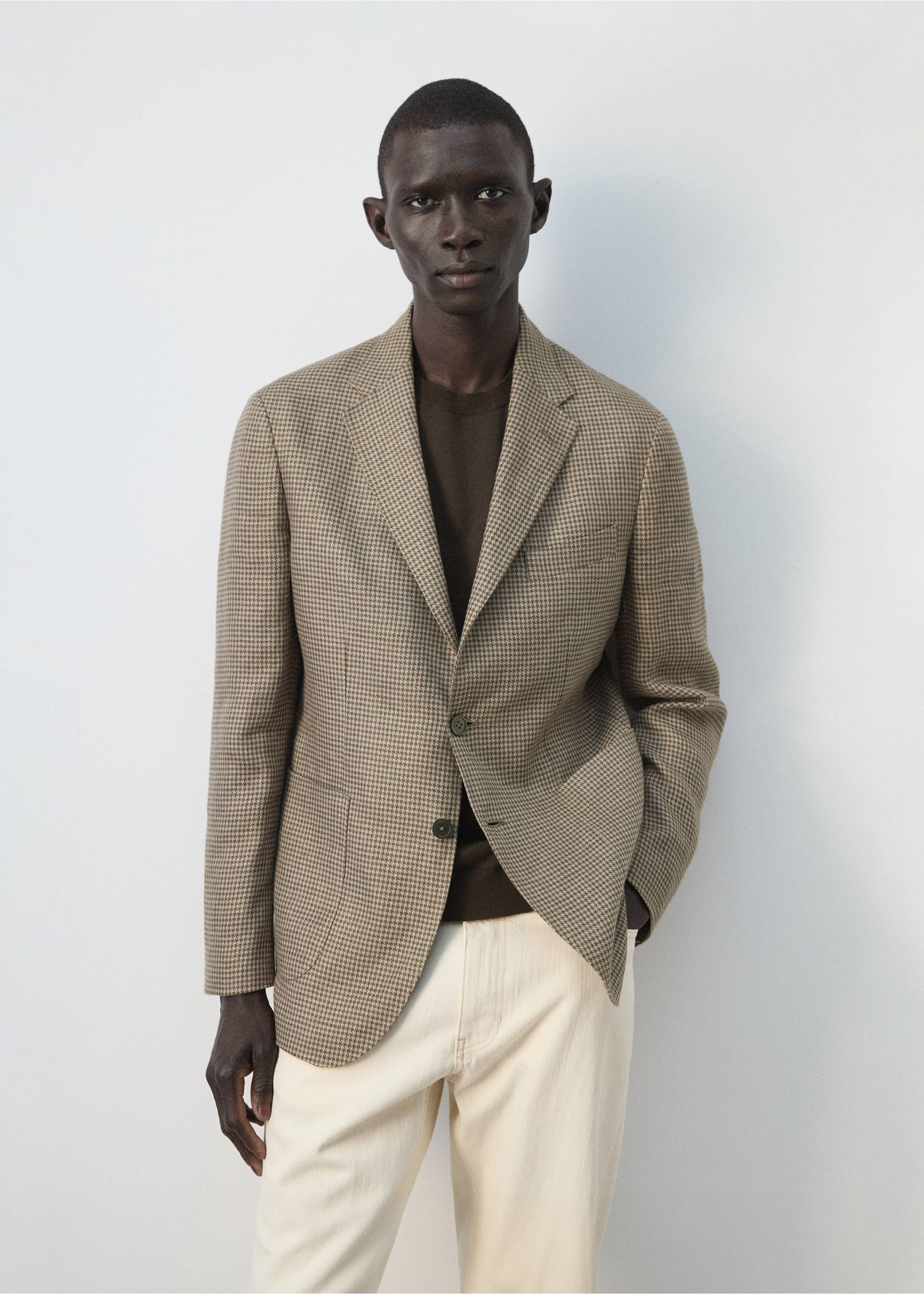 Blazer 100% linnen met opgestikte zakken - Detail van het artikel 4, Bruin. Ref: 27077891-00.