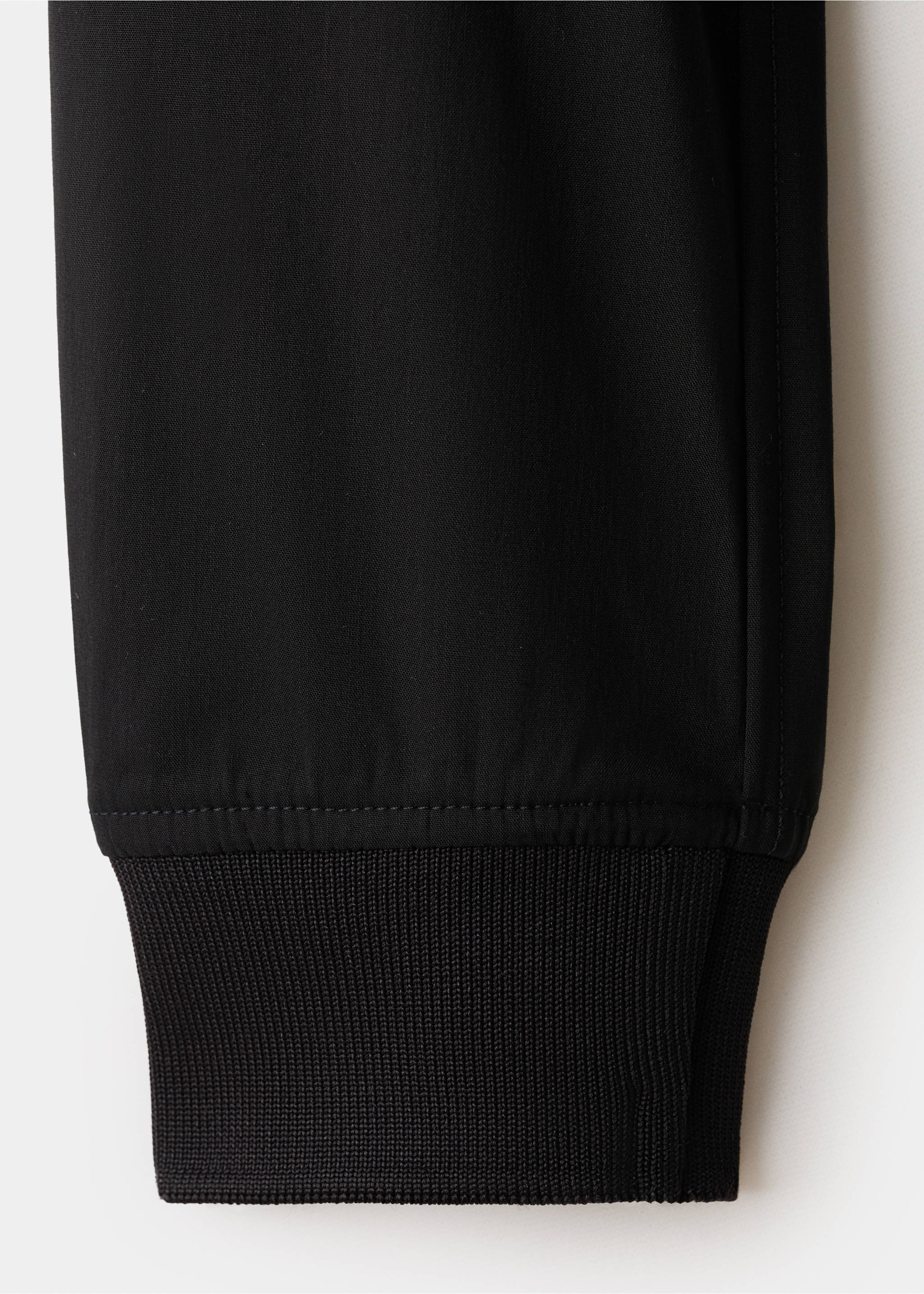 Straight lyocell bomber - Details of the article 8, Black. Ref: 27077893-00.