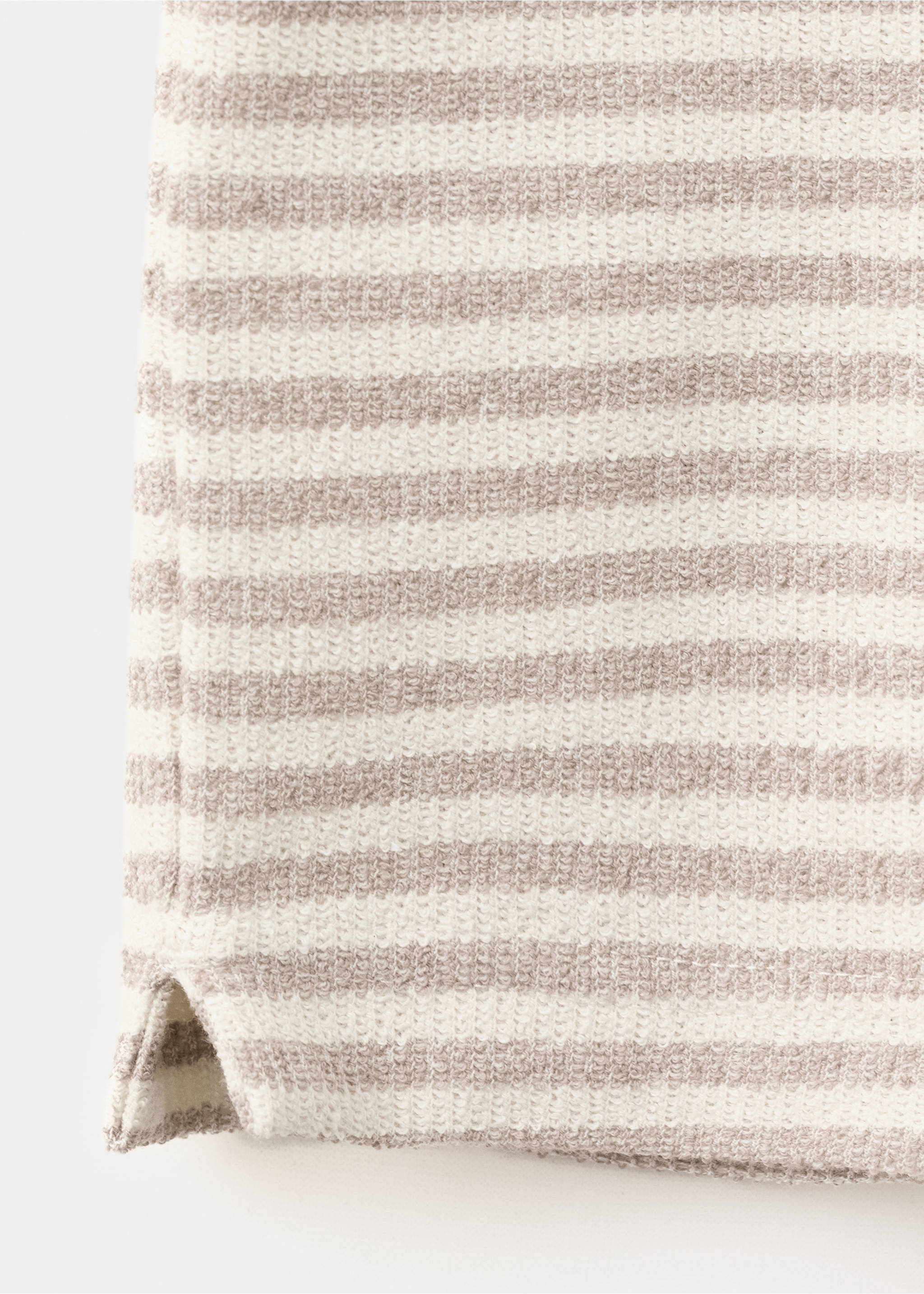 Regular fit textured stripe polo - Details of the article 0, Beige. Ref: 27077896-00.