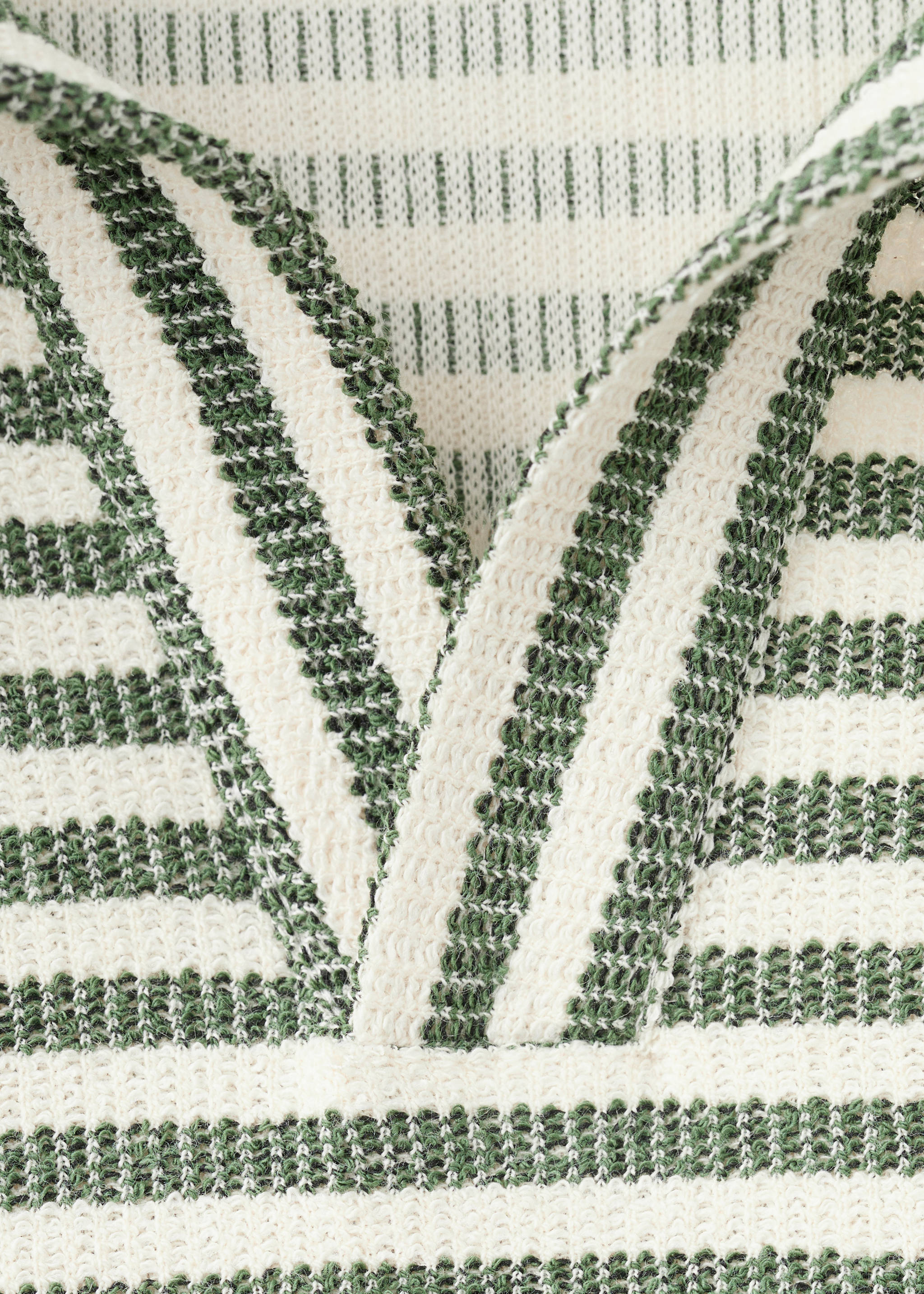 Regular fit textured stripe polo - Details of the article 8