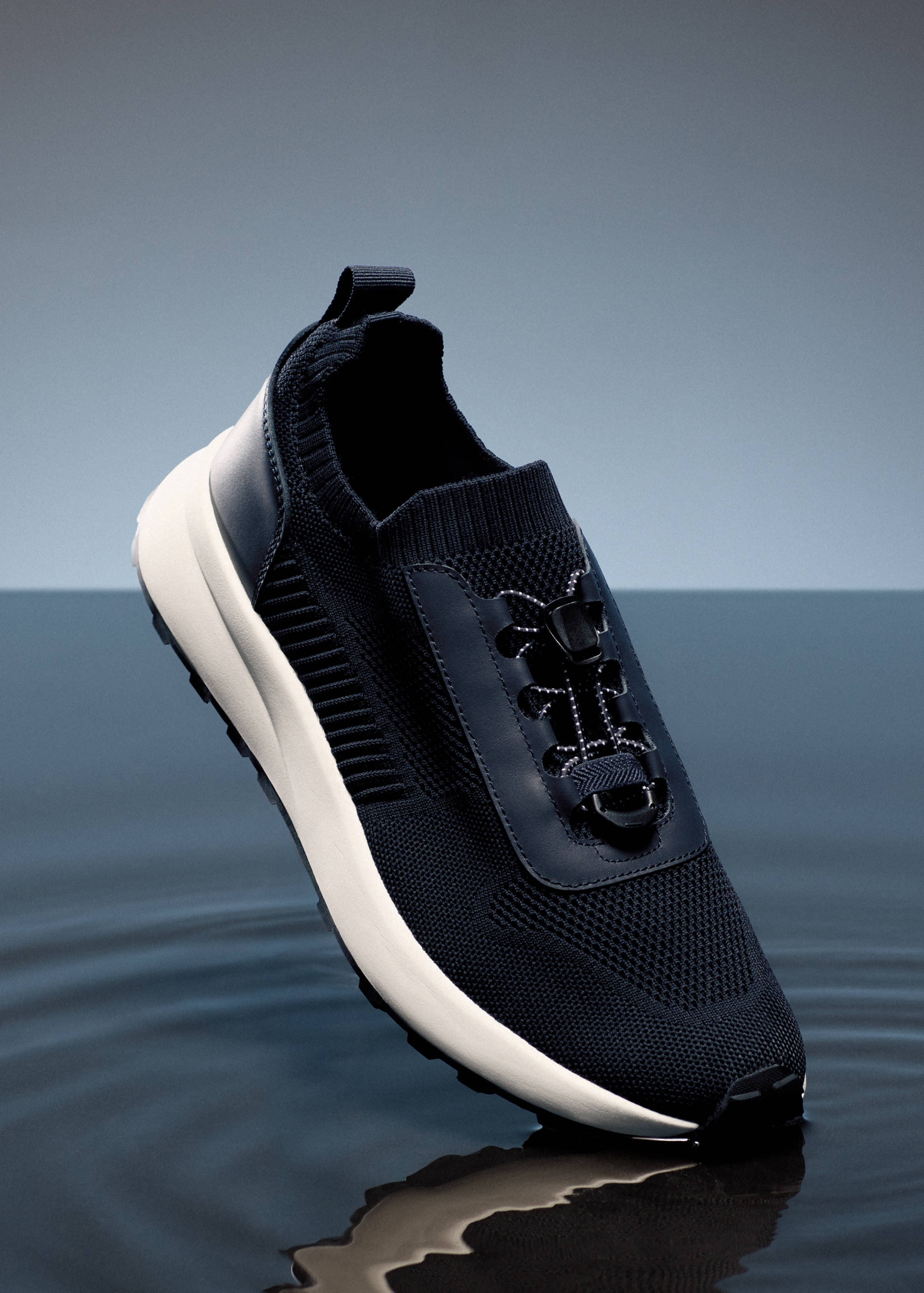 Combined trainers with laces - Details of the article 9