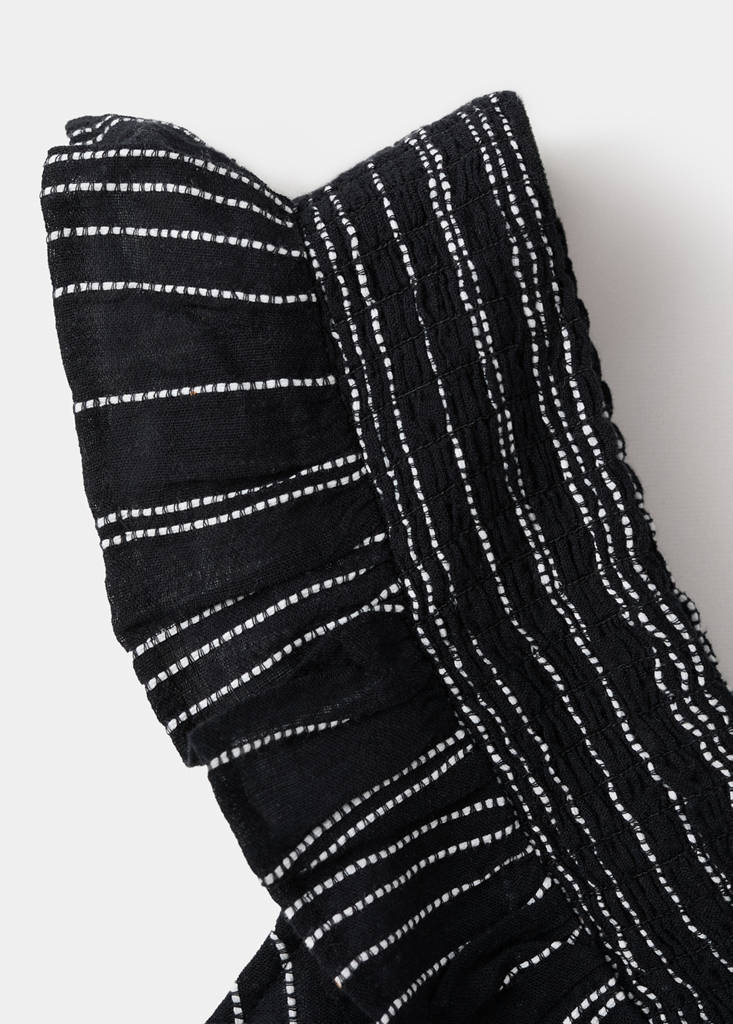 Ruffles embroidered top — Black