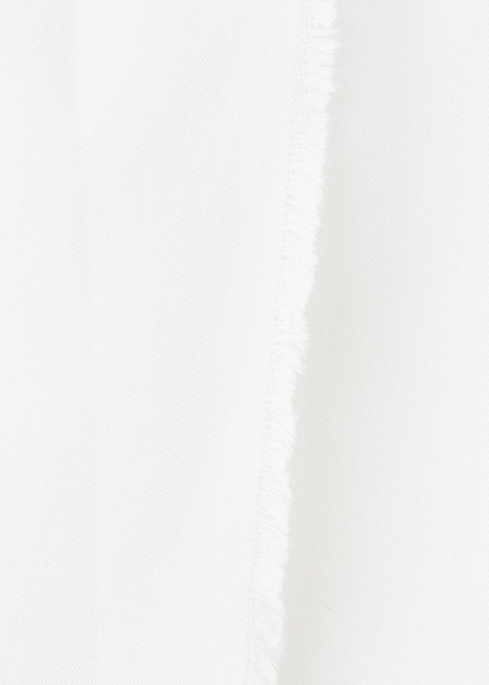 Skirt with frayed details - Details of the article 8