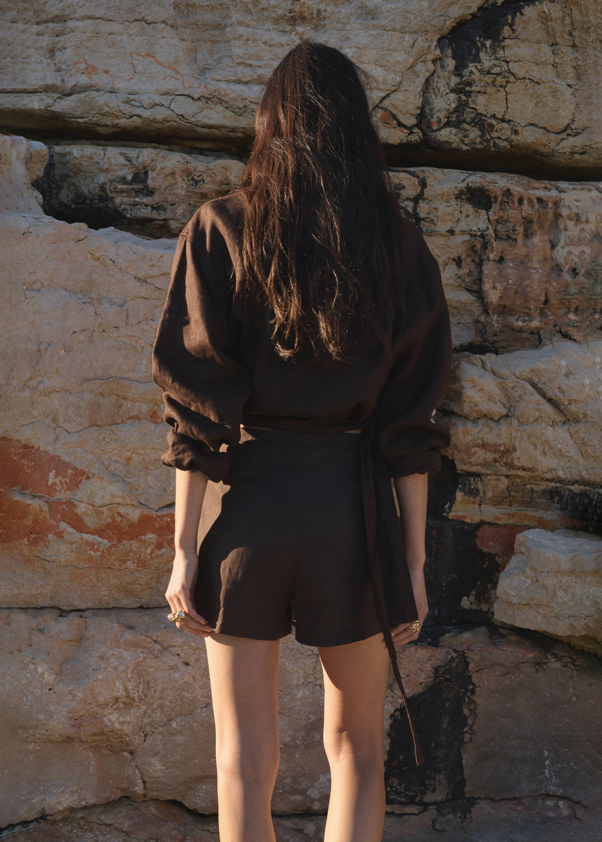 Printed skirt line - Reverse of the article