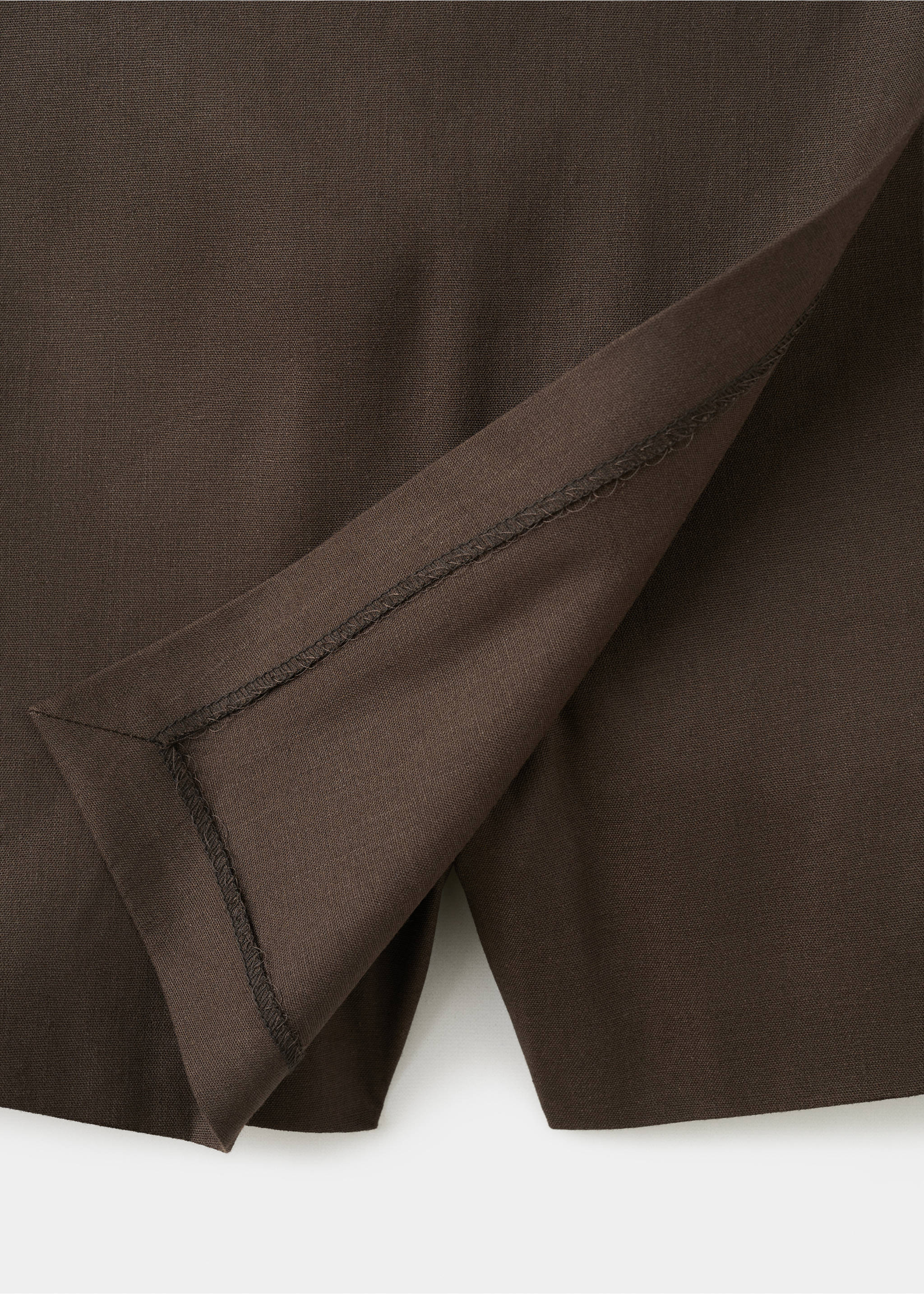 Printed skirt line - Details of the article 8, Chocolate. Ref: 27077928-00.