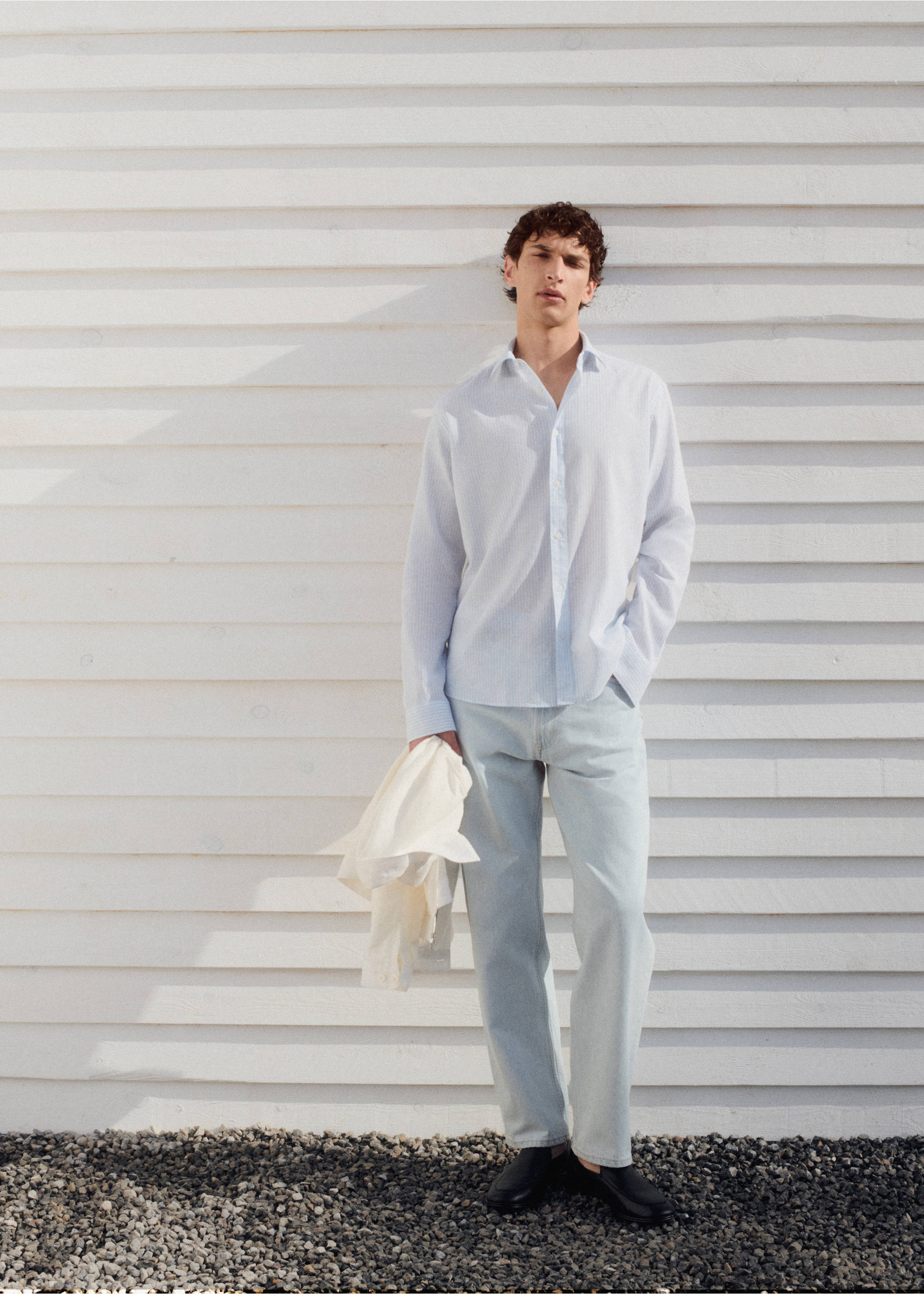 Regular-fit linen-cotton-blend shirt - Details of the article 7, Sky Blue. Ref: 27077933-00.