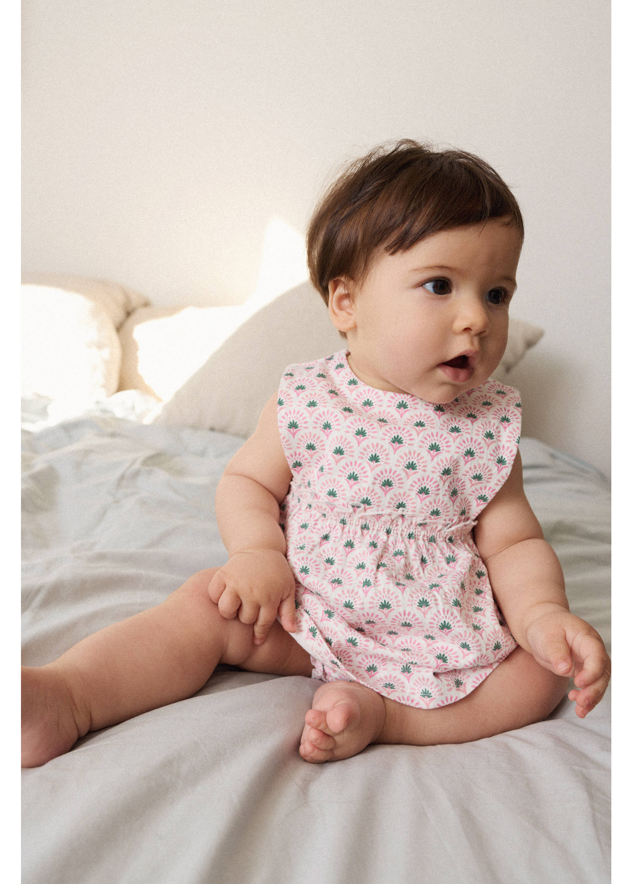 Printed dress and nappy cover - Details of the article 5, Off White. Ref: 27078262-00.