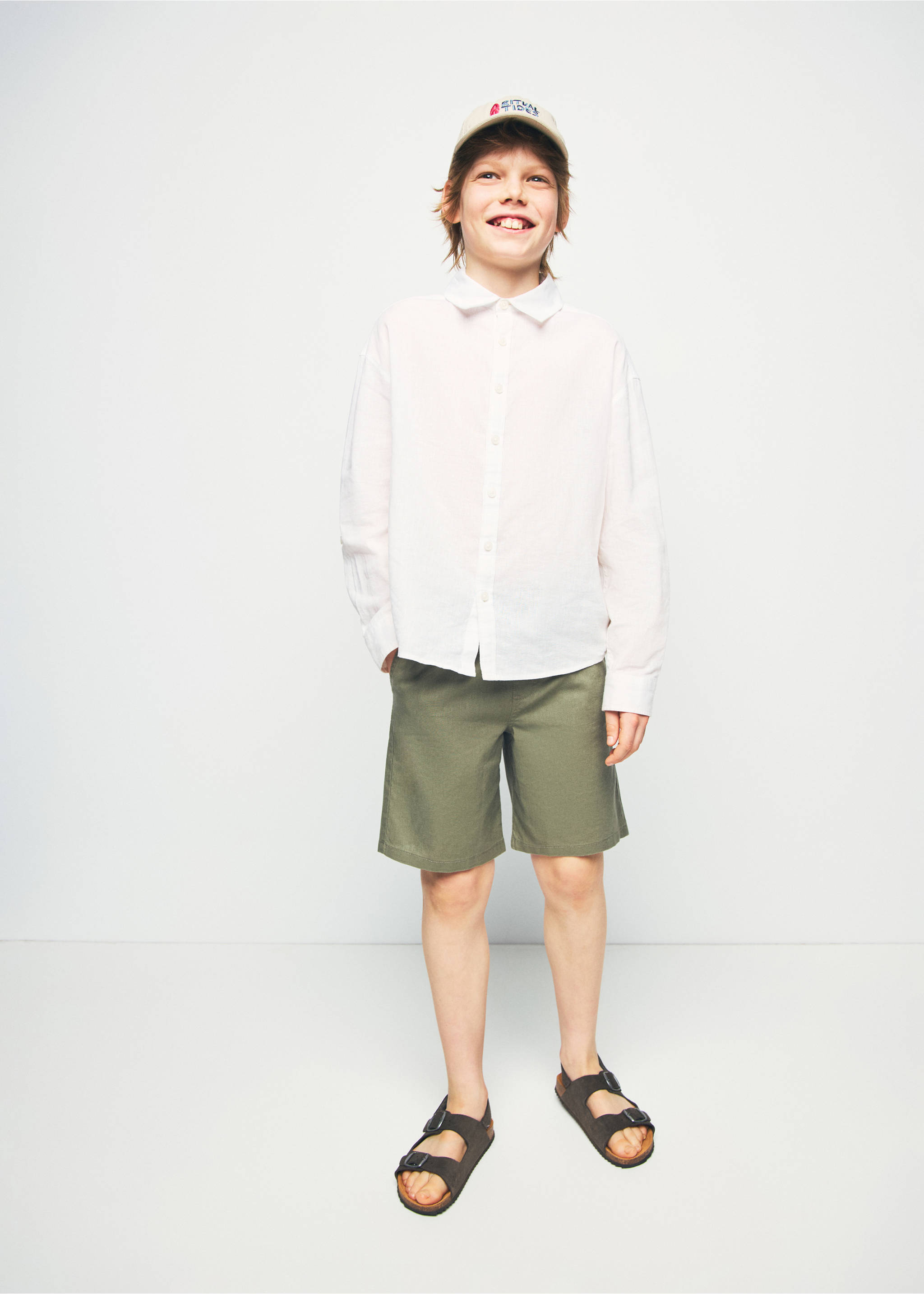 Straight linen Bermuda shorts - General plane, Khaki. Ref: 27078263-00.