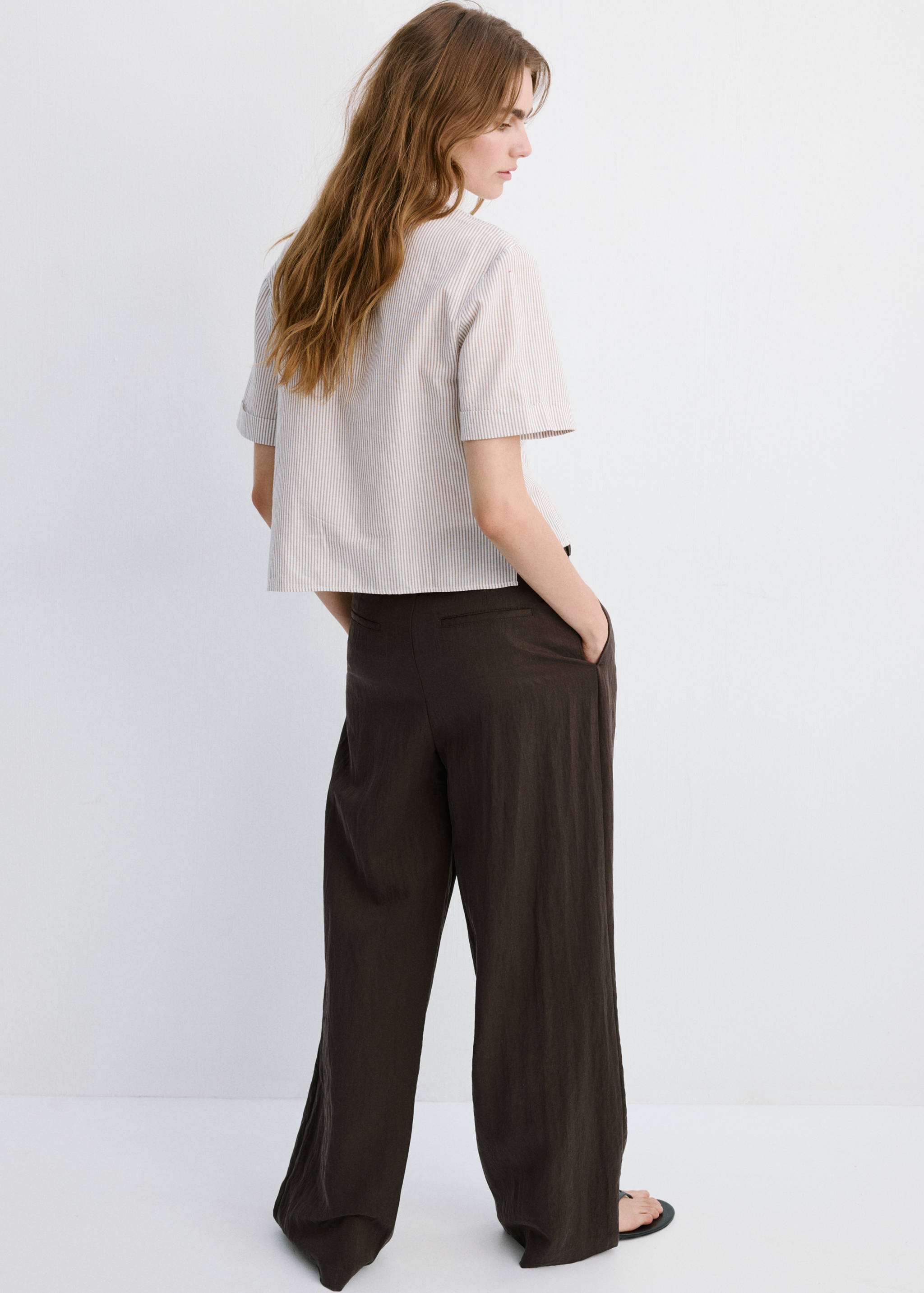 Short sleeve striped shirt - Reverse of the article