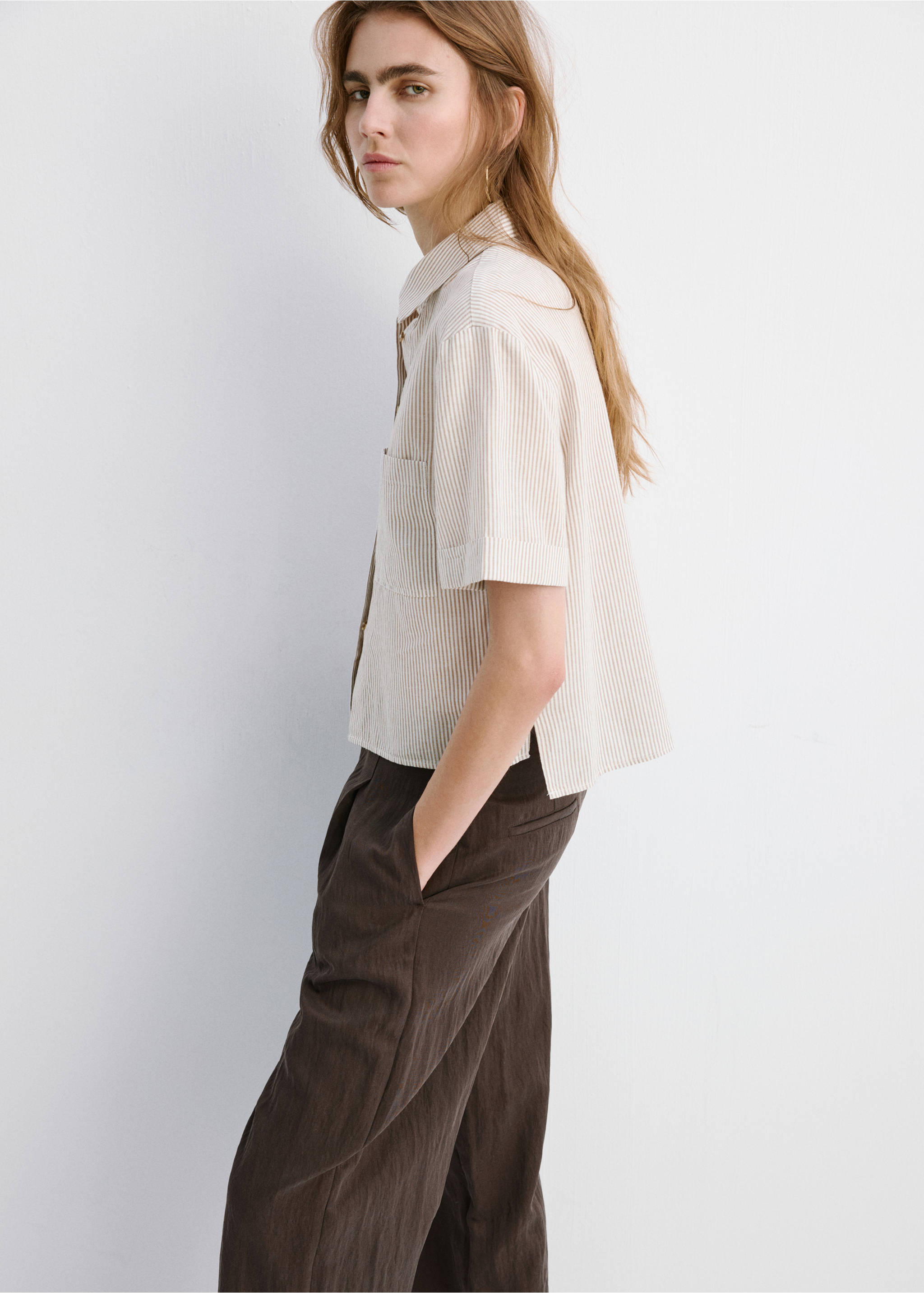 Camisa rayas manga corta - Detalle del artículo 2, Arena. Ref: 27078265-00.