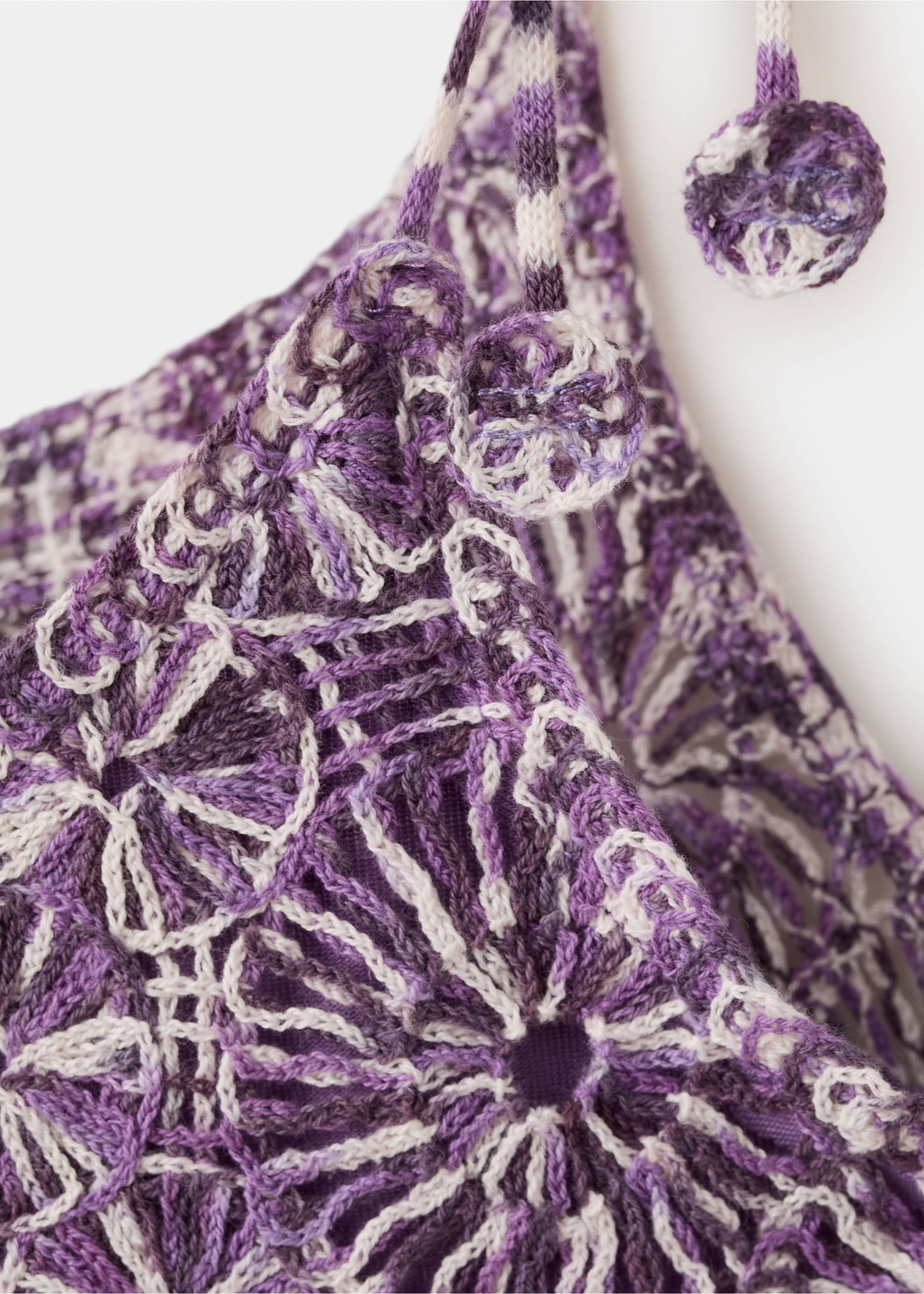 Crochet top with flowers - Details of the article 0, Purple. Ref: 27078266-00.