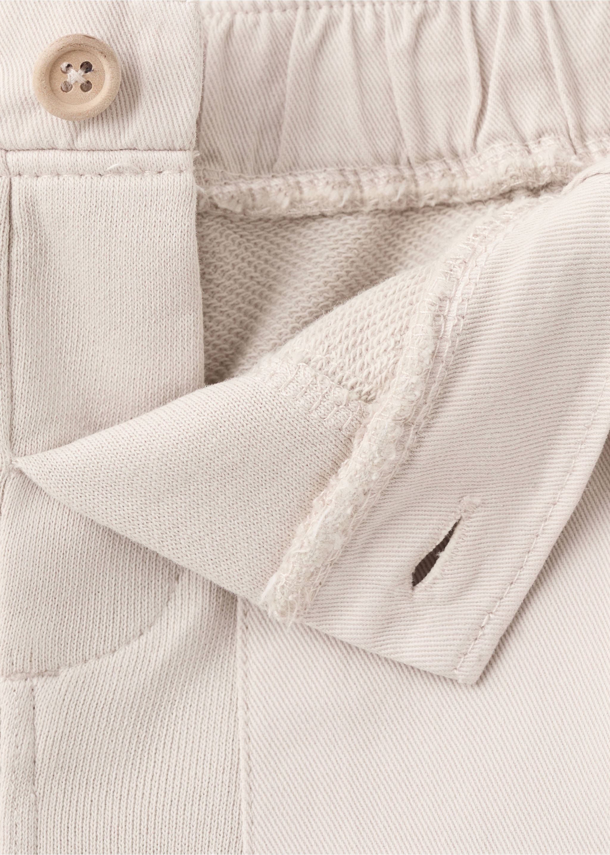 Pockets cotton Bermuda shorts - Details of the article 8, Light/Pastel Grey. Ref: 27078268-00.