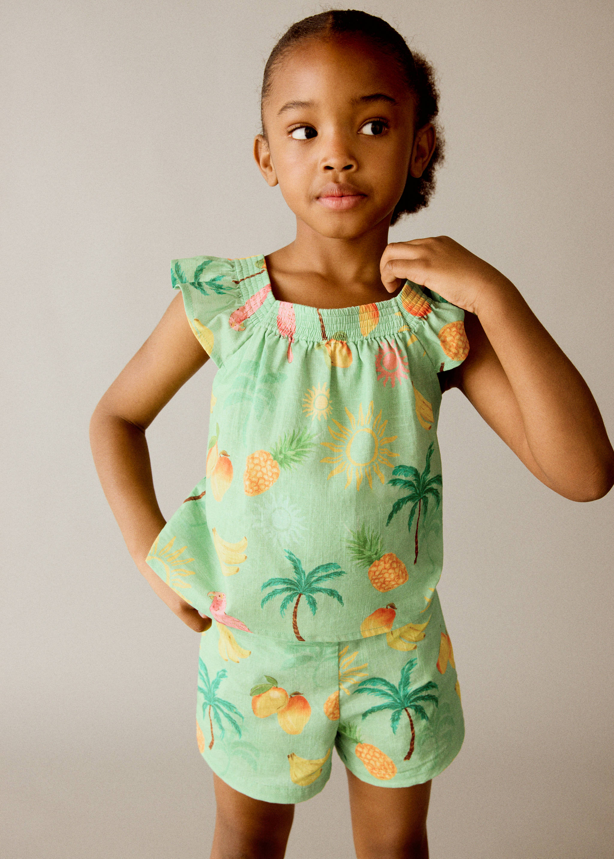 Blouse en imprimé tropical - Plan moyen