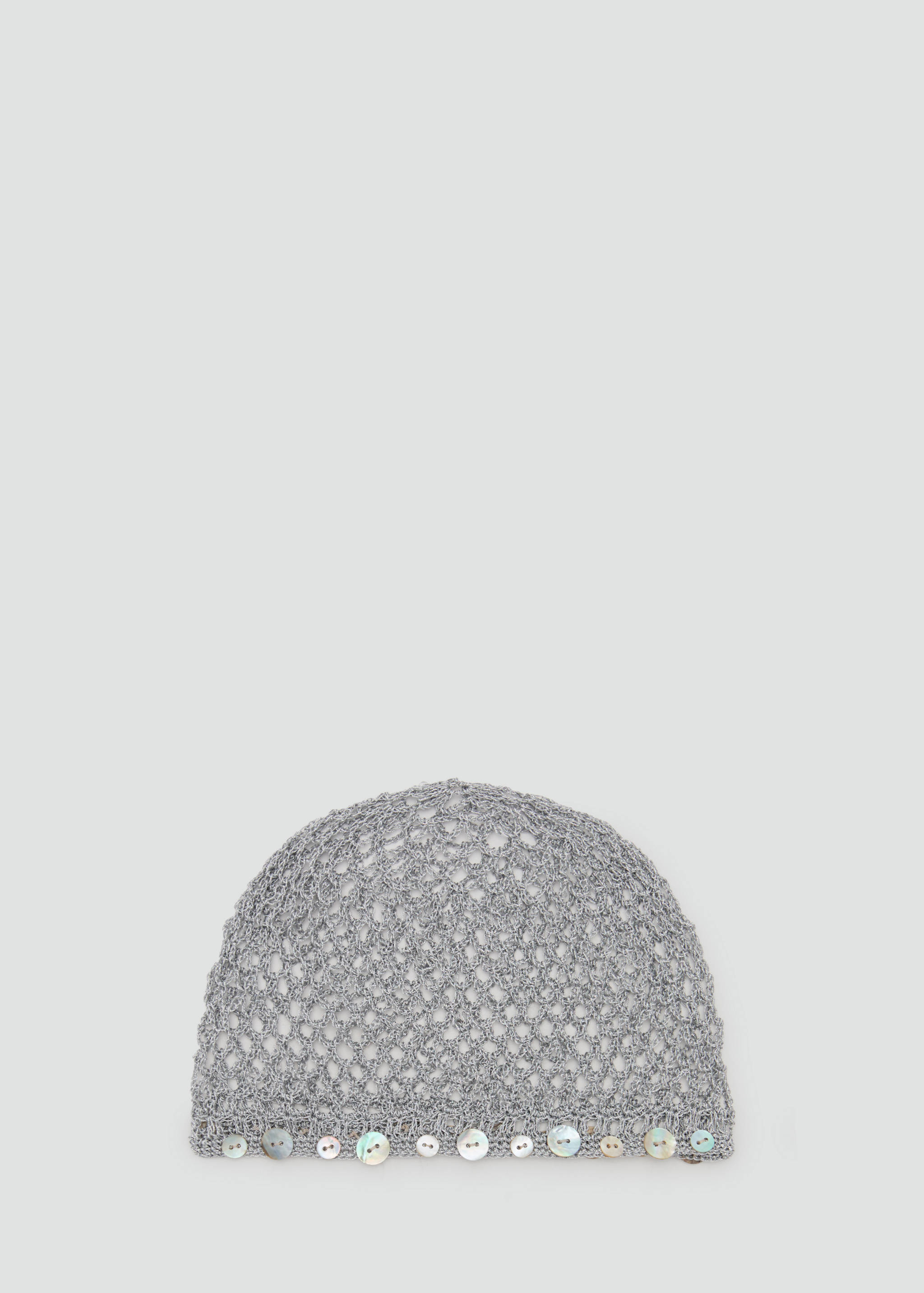 Bonnet en crochet avec boutons décoratifs - Article sans modèle
