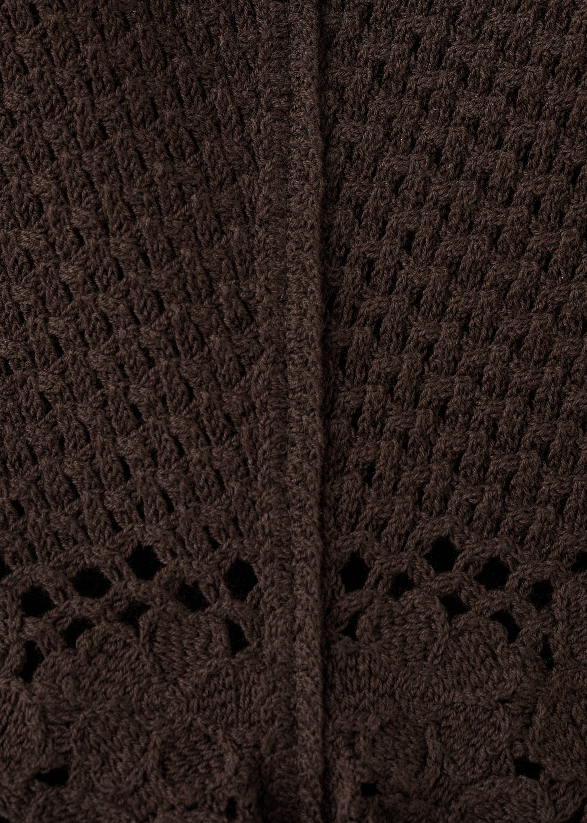 Embroidered openwork shorts - Details of the article 8, Brown. Ref: 27079059-00.