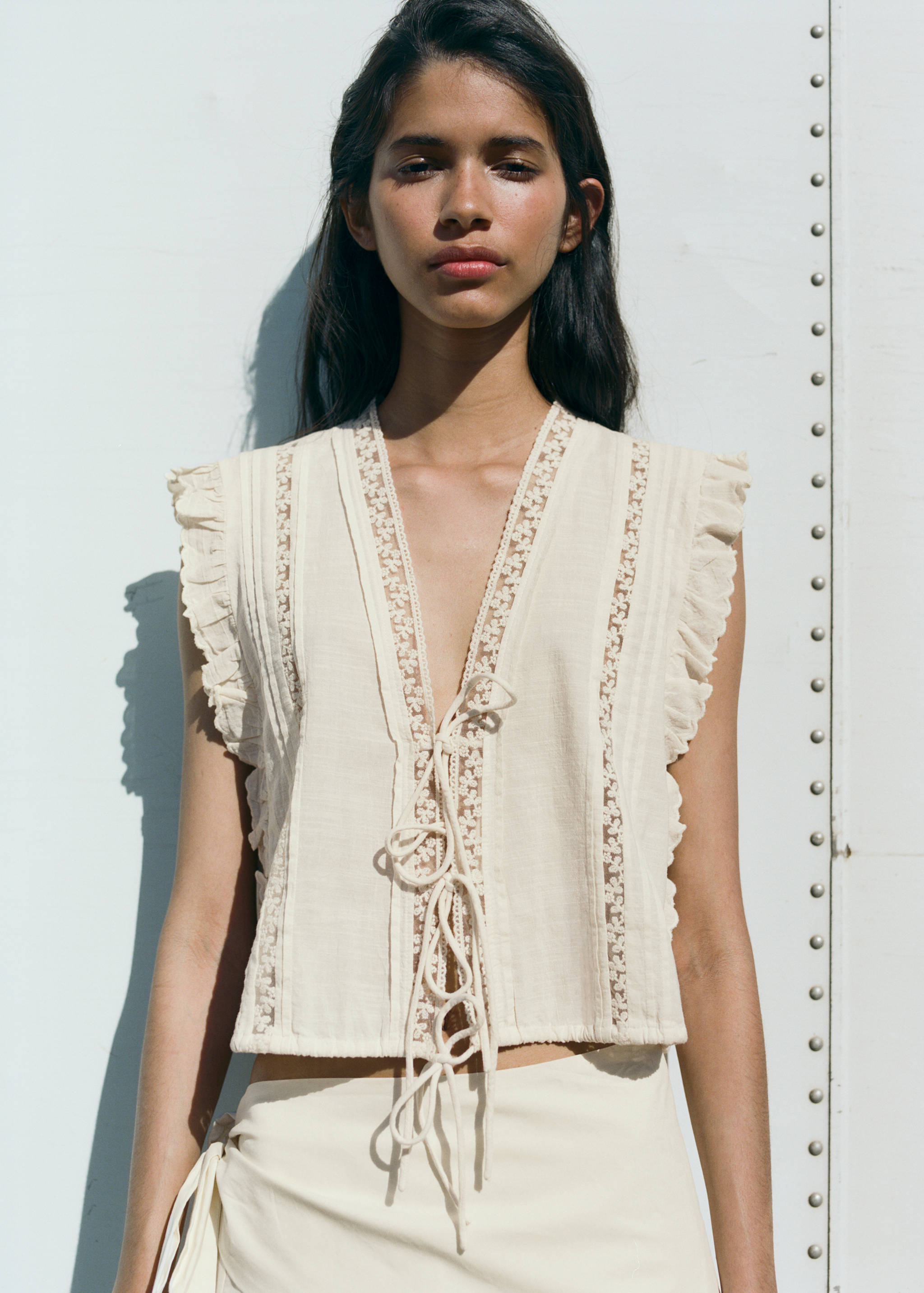 Cotton ruffled lace blouse - Medium plane