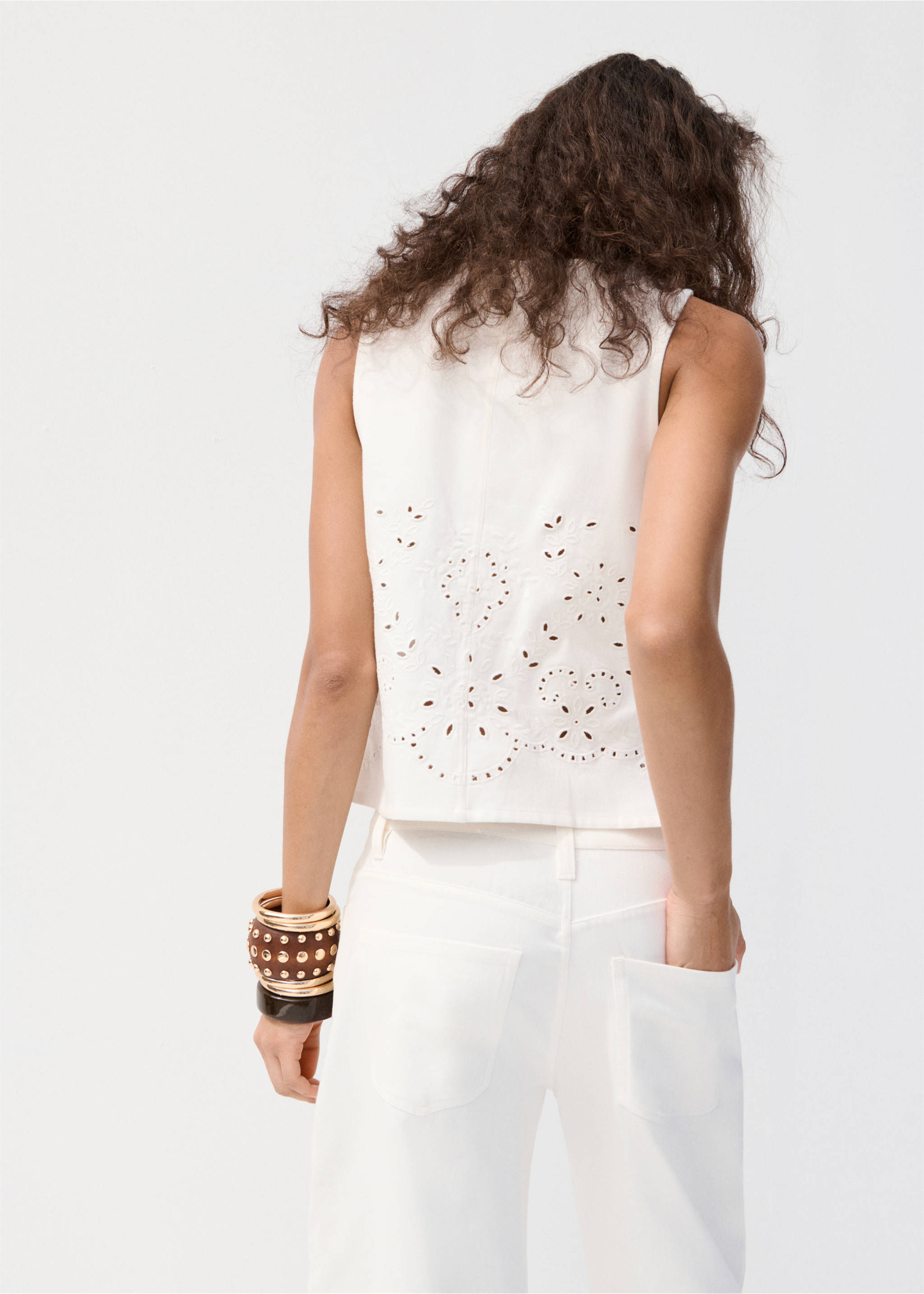 Waistcoat joana - Reverse of the article, White. Ref: 27079063-00.