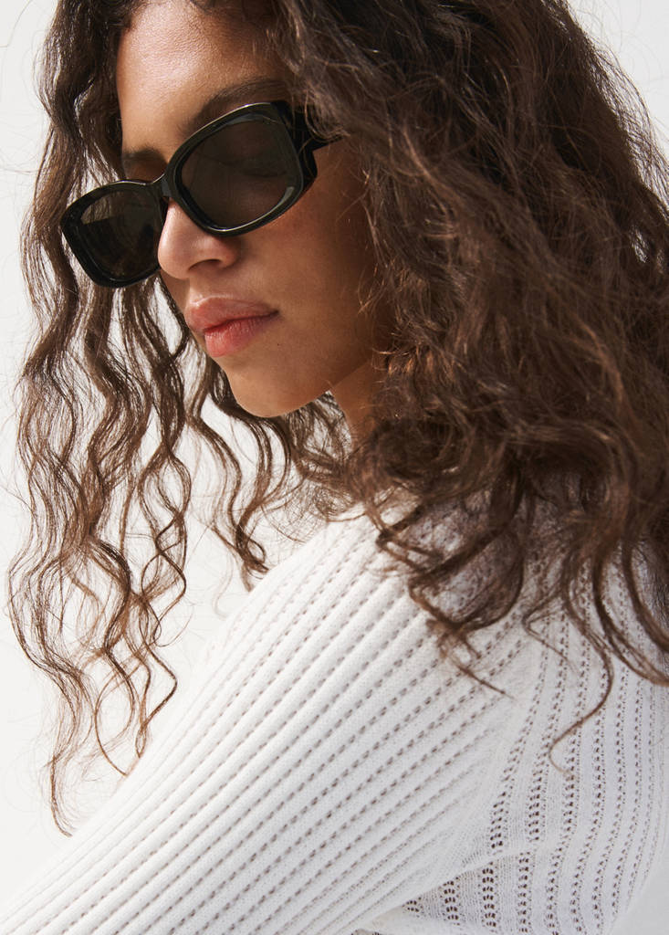 Knitted cardigan with ties — Ecru