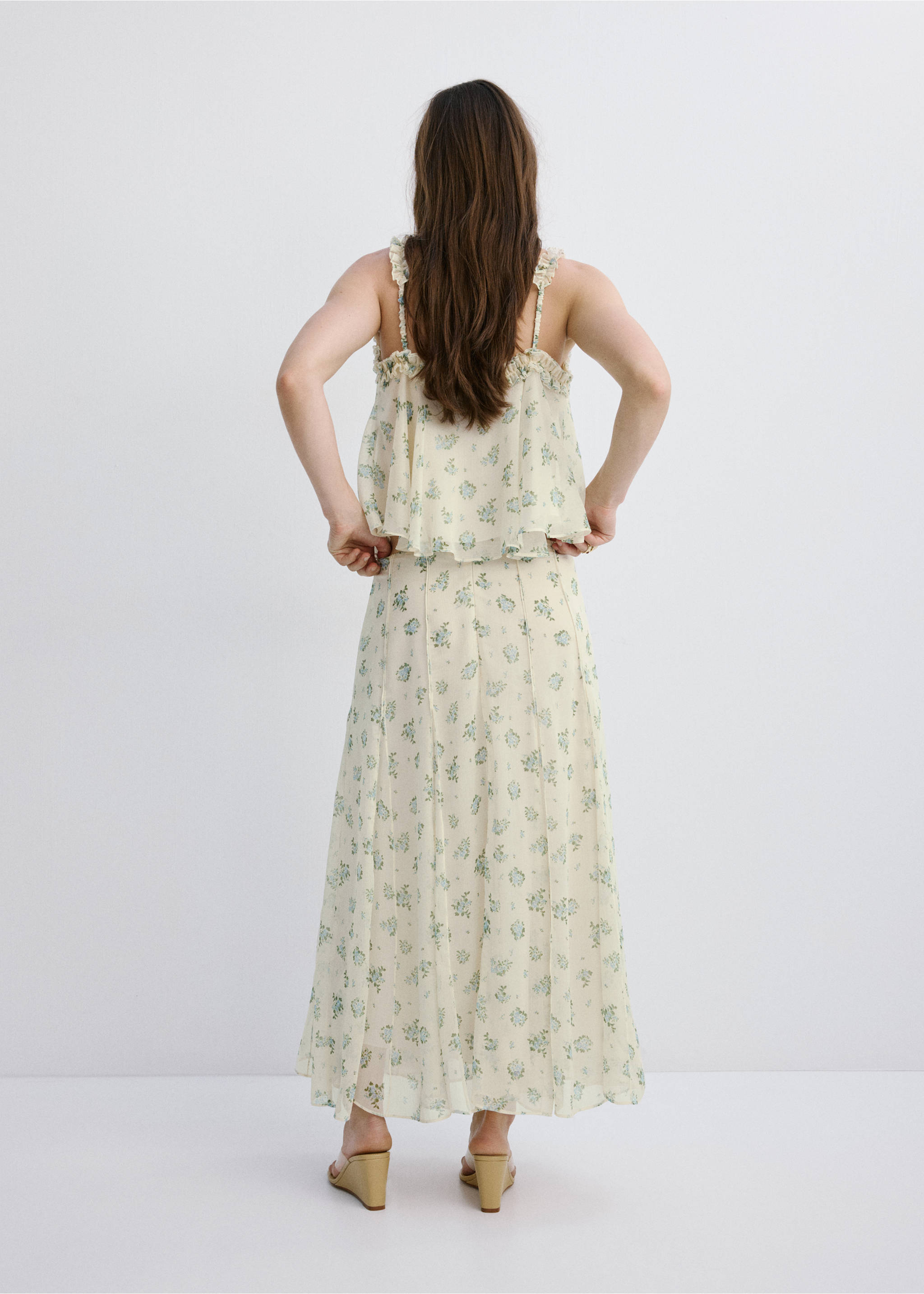 Jupe à fleurs avec godets - Verso de l’article, Blanc cassé. Ref: 27079066-01.