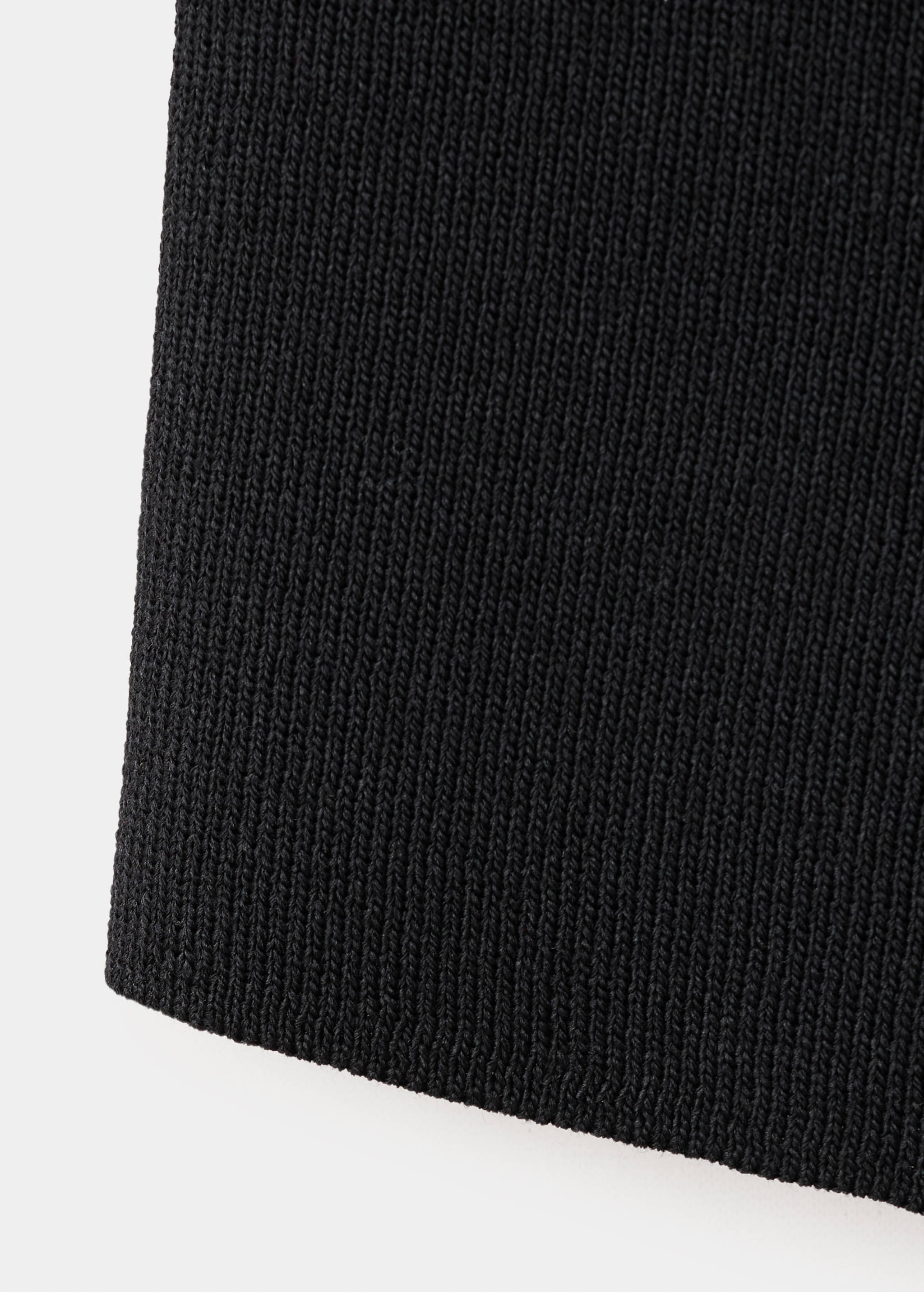 Straight-cut knitted mini shorts - Details of the article 8