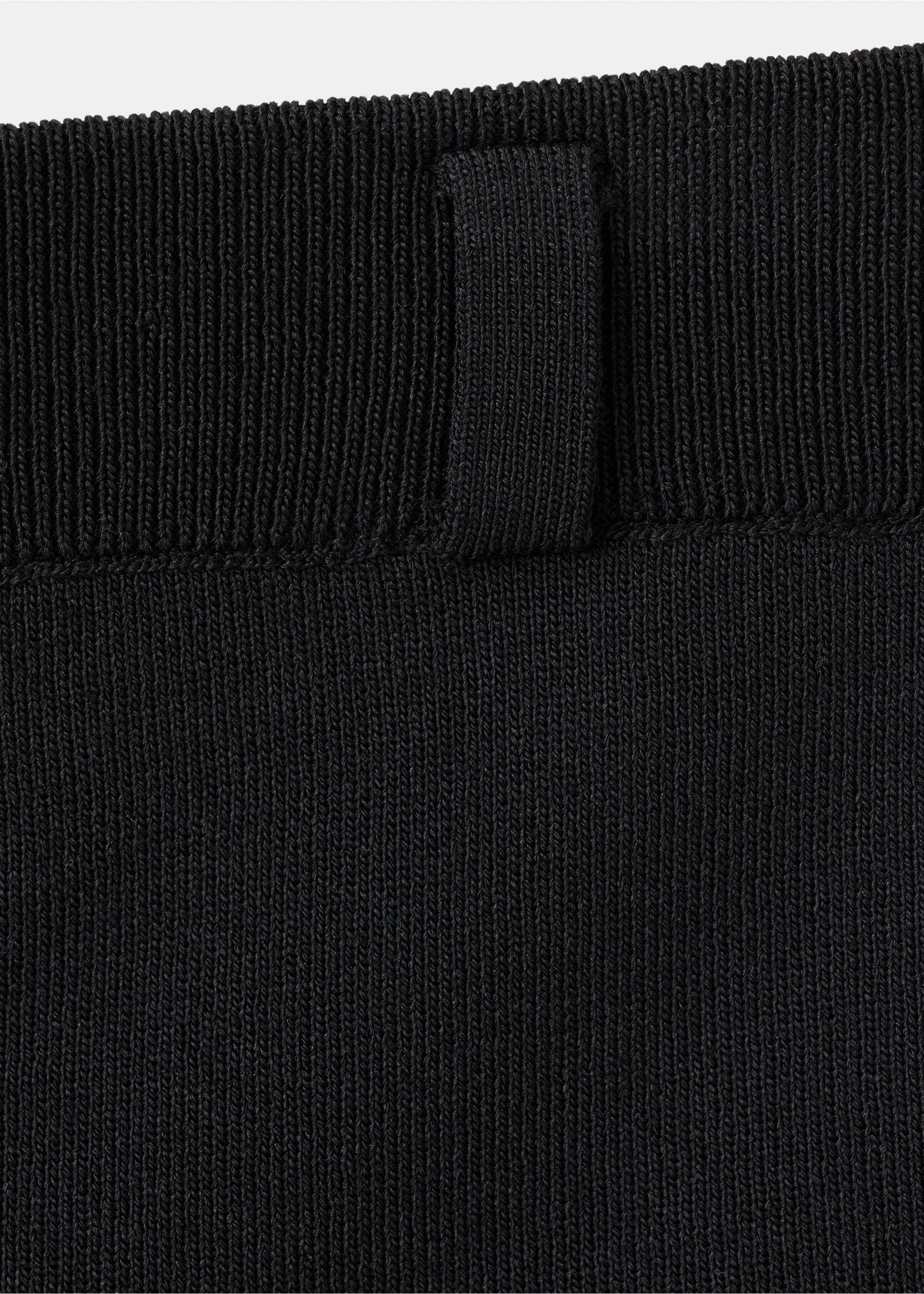 Straight-cut knitted mini shorts - Details of the article 0, Black. Ref: 27079071-00.