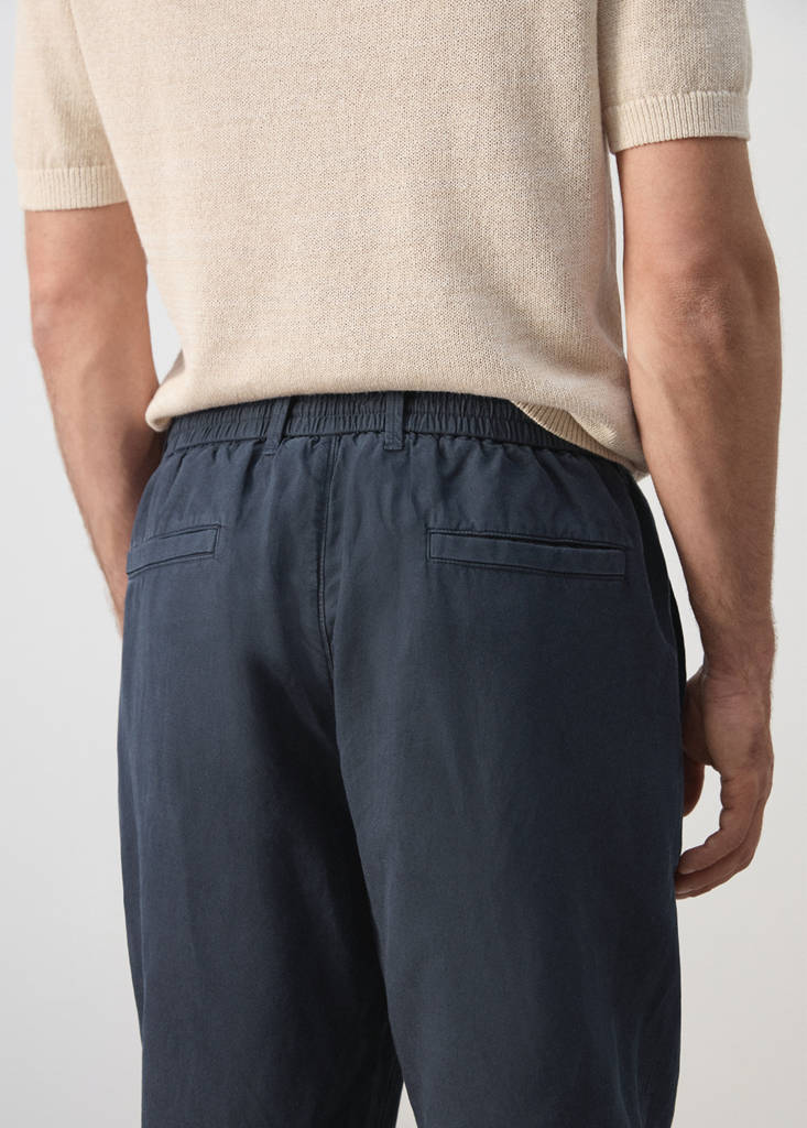 Relaxed fit lyocell linen trousers — Navy