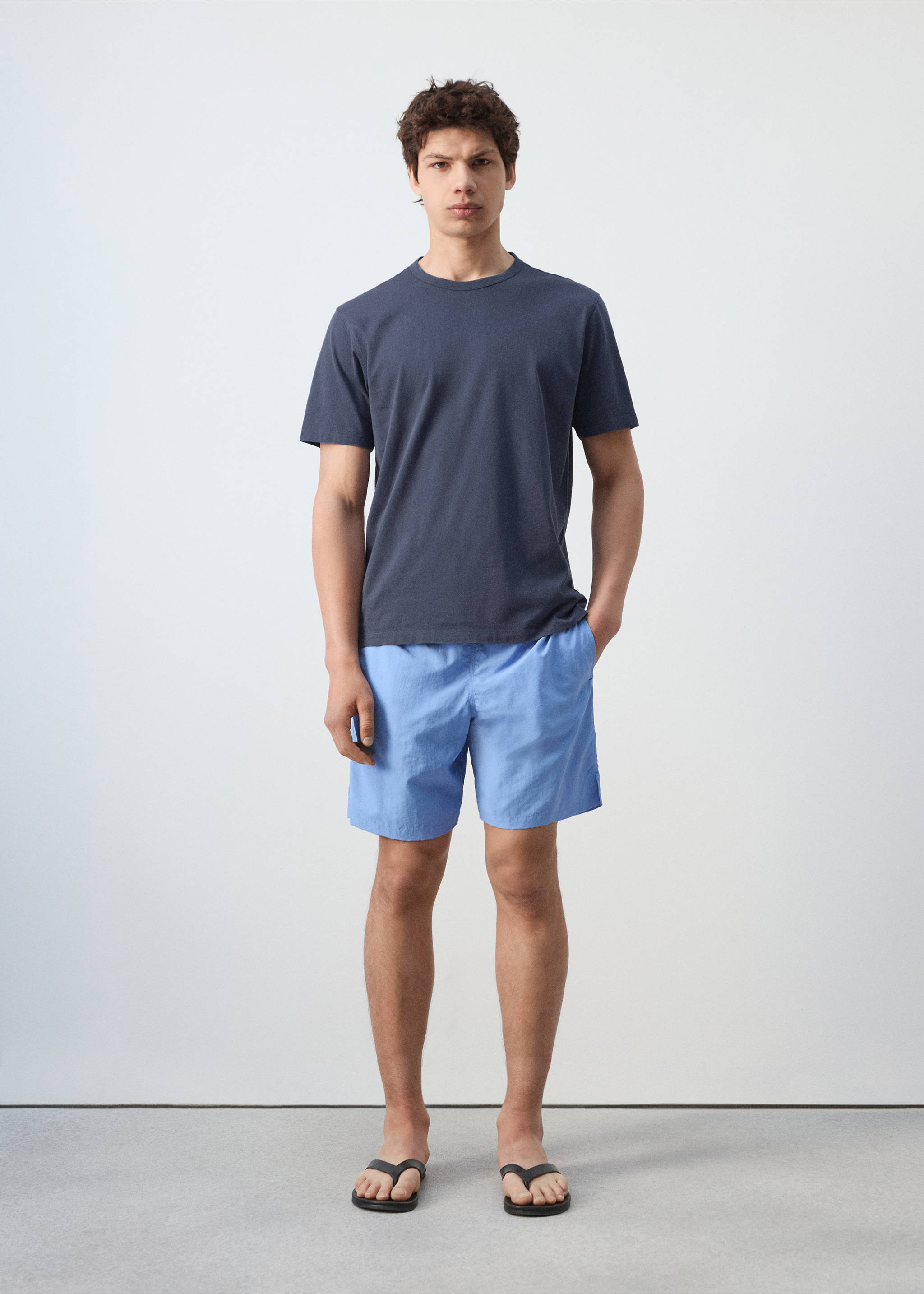 Katoenen T-shirt met korte mouwen - Overzichtstekening, Marineblauw. Ref: 27079207-00.