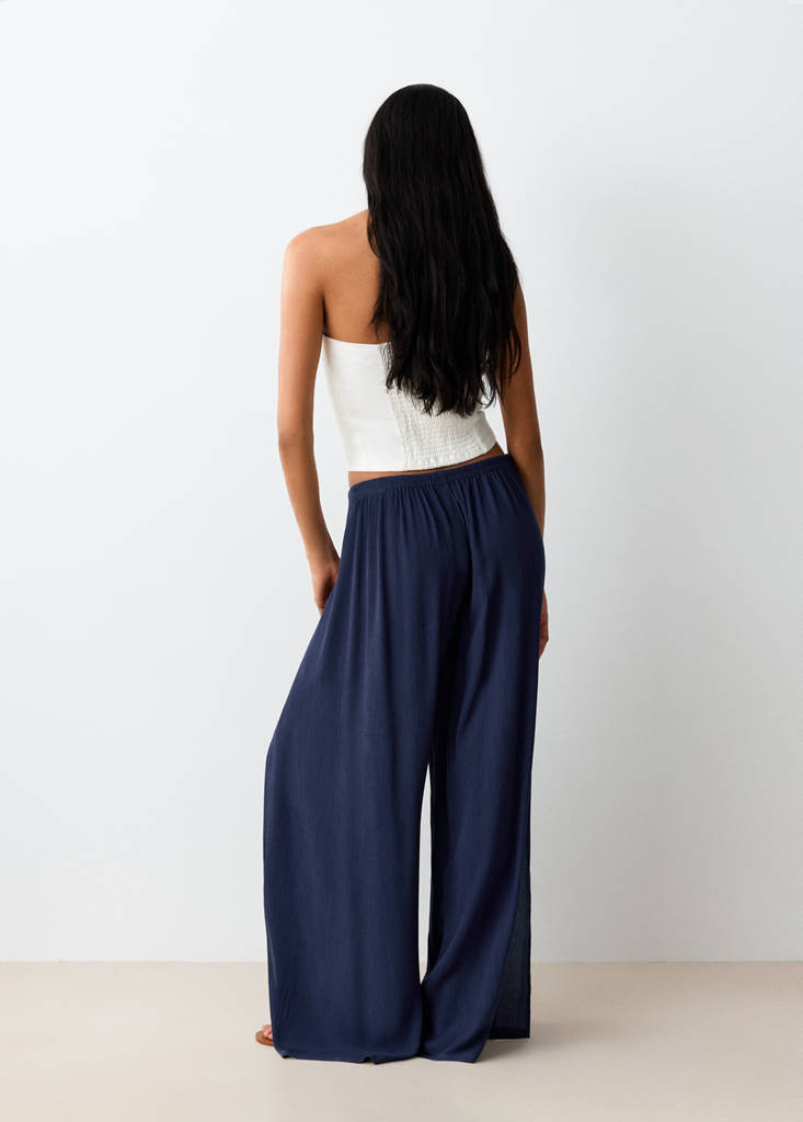 Fluid trousers with side openings — Navy