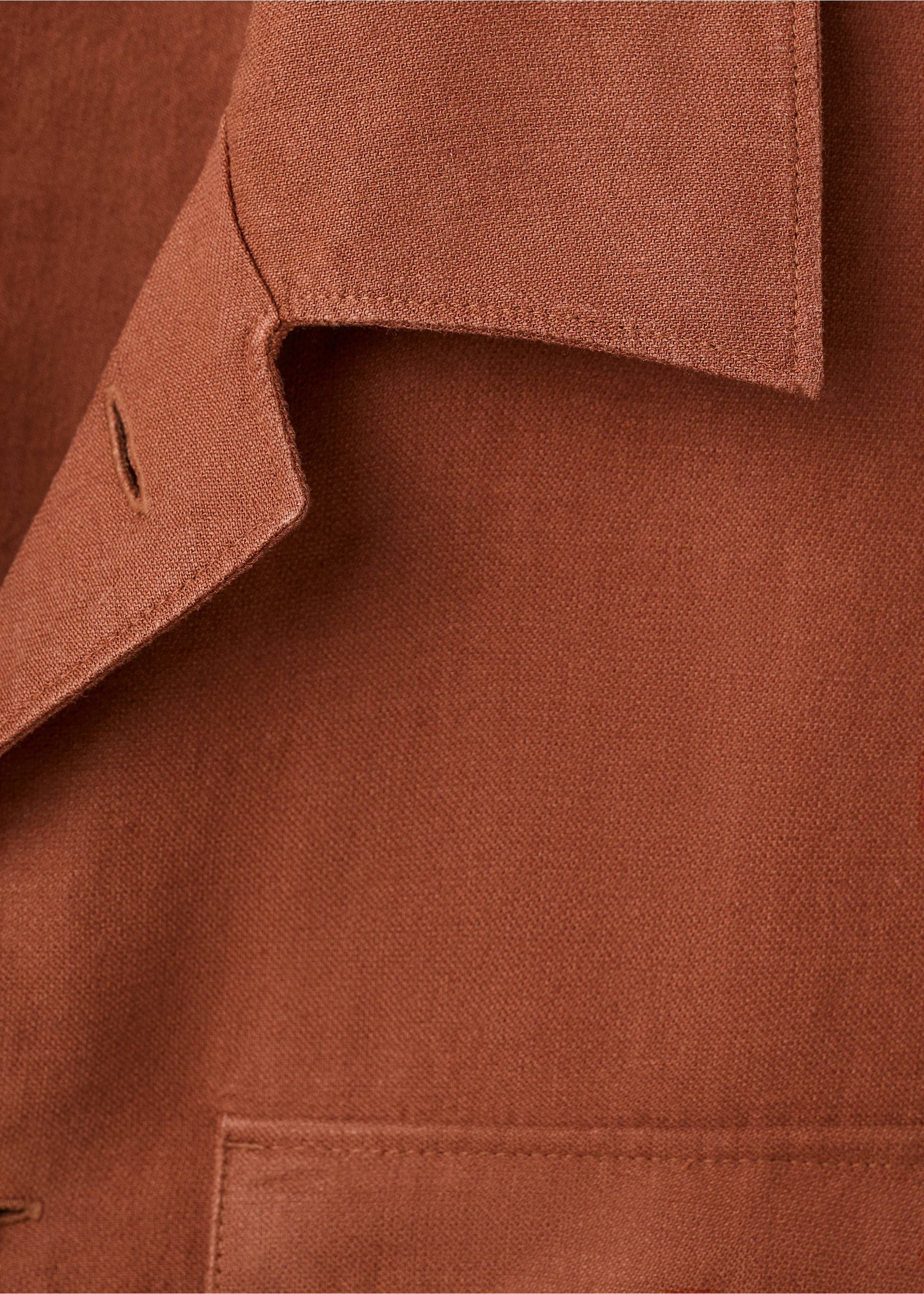 Lyocell linen overshirt with pockets - Details of the article 8, Russet. Ref: 27079215-00.