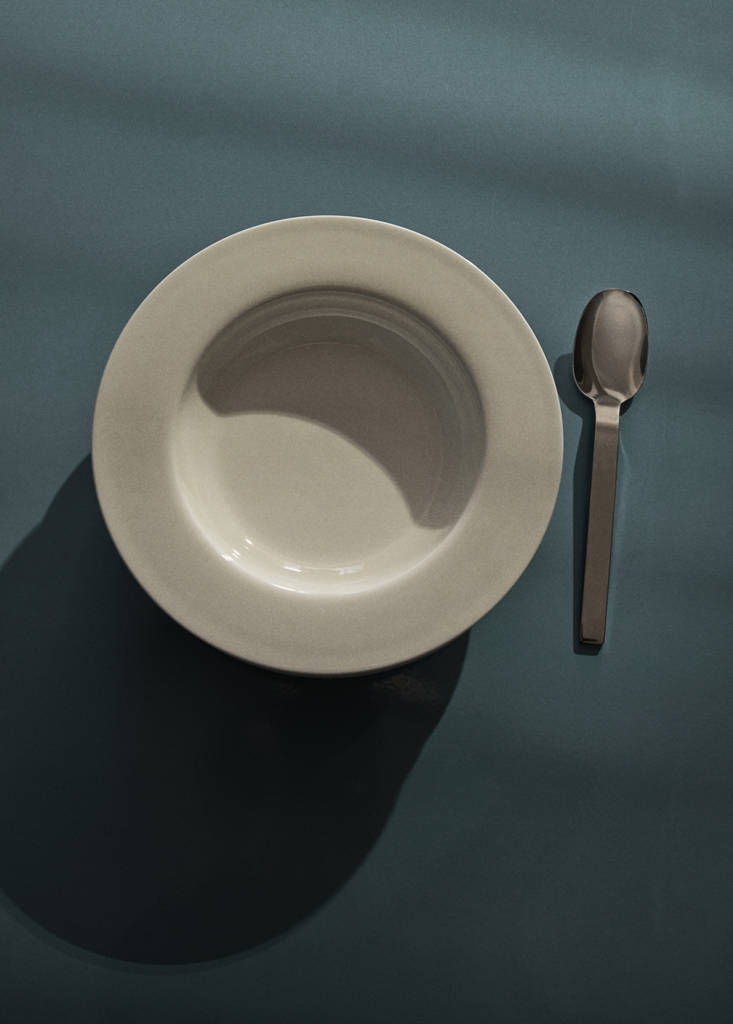 Premium deep plate bonne porcelain Ultralight — White
