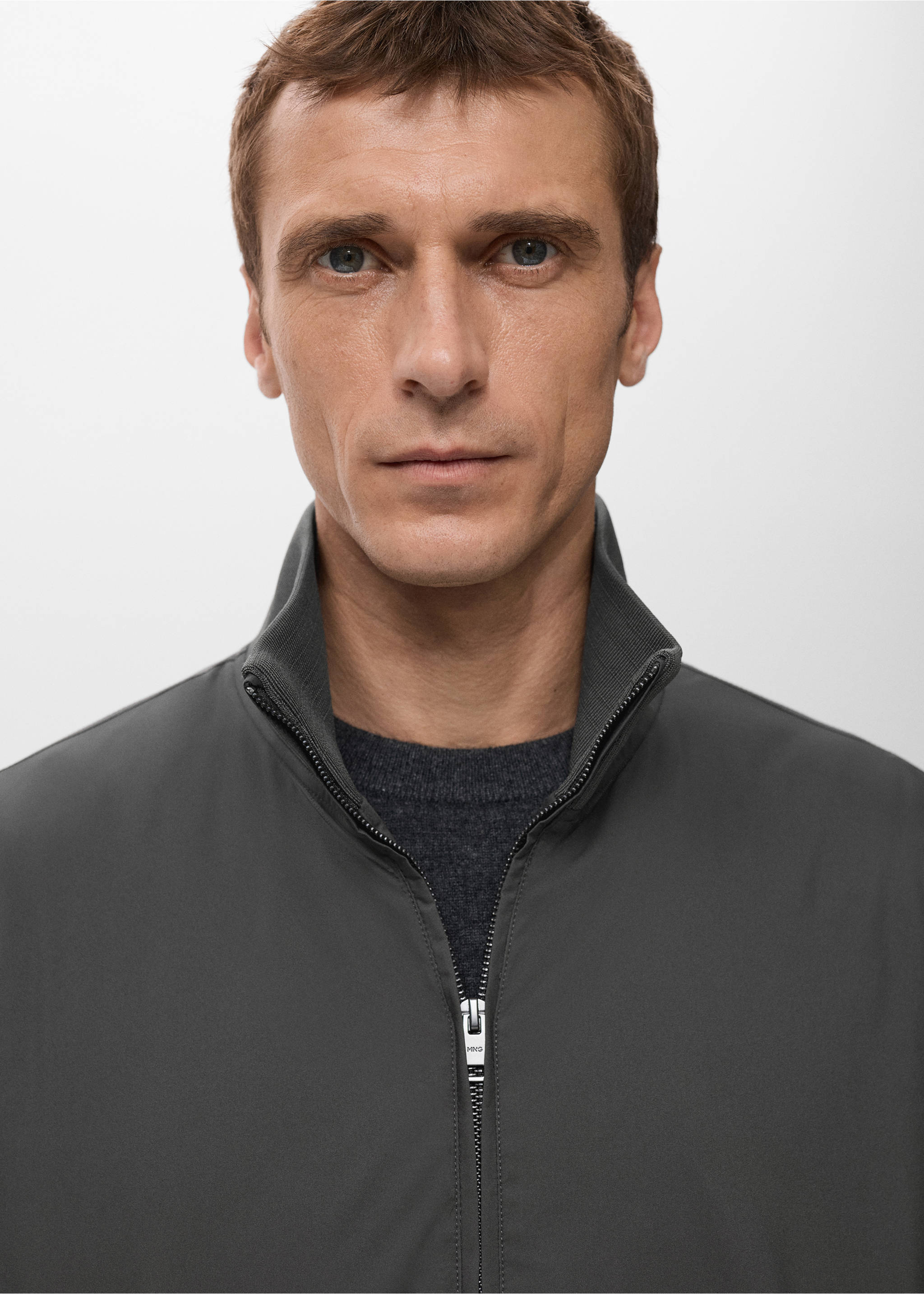 Легкий стеганый жилет - Деталь изделия 1, Серый. Ref: 27081172-00.