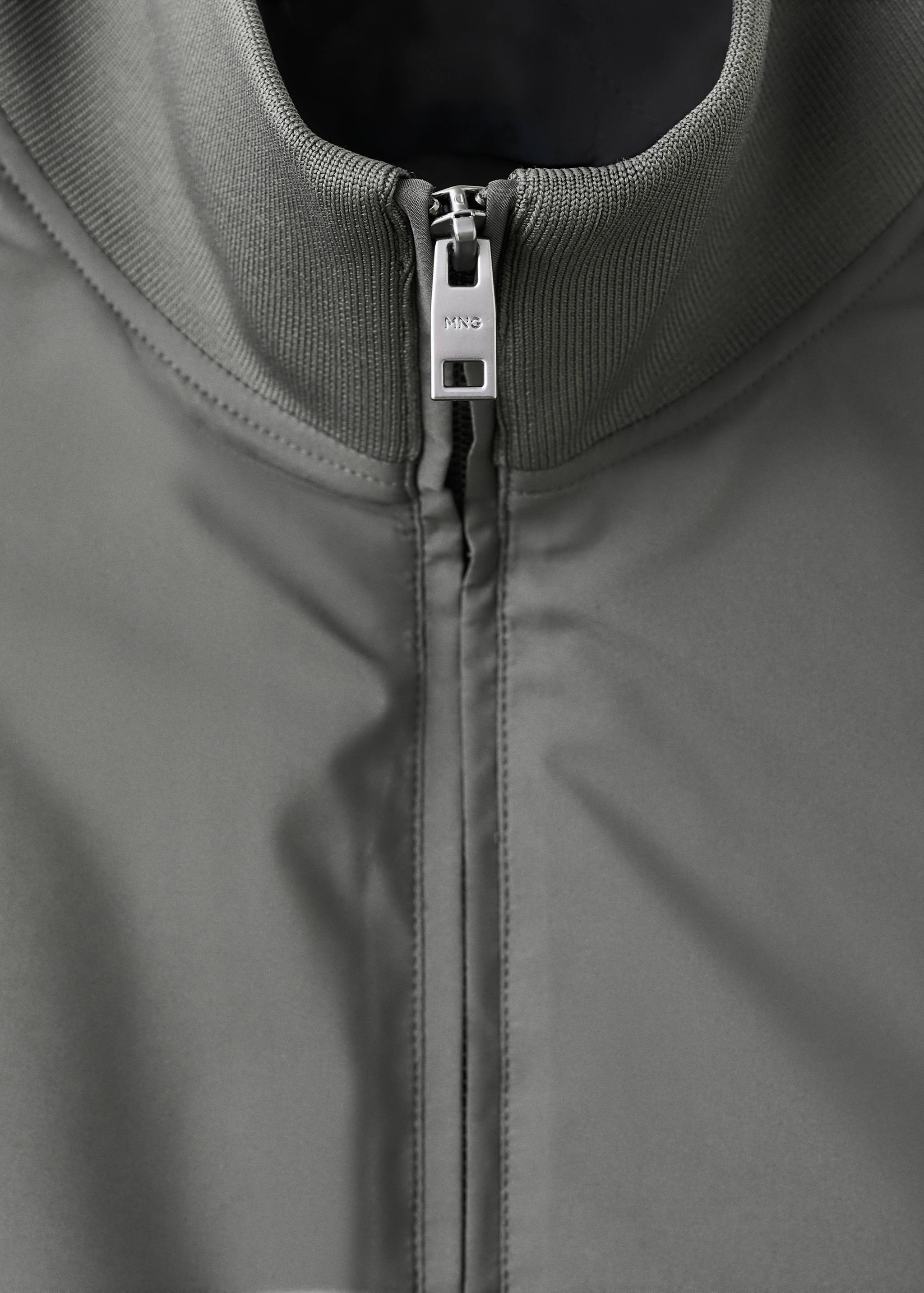 Легкий стеганый жилет - Деталь изделия 8